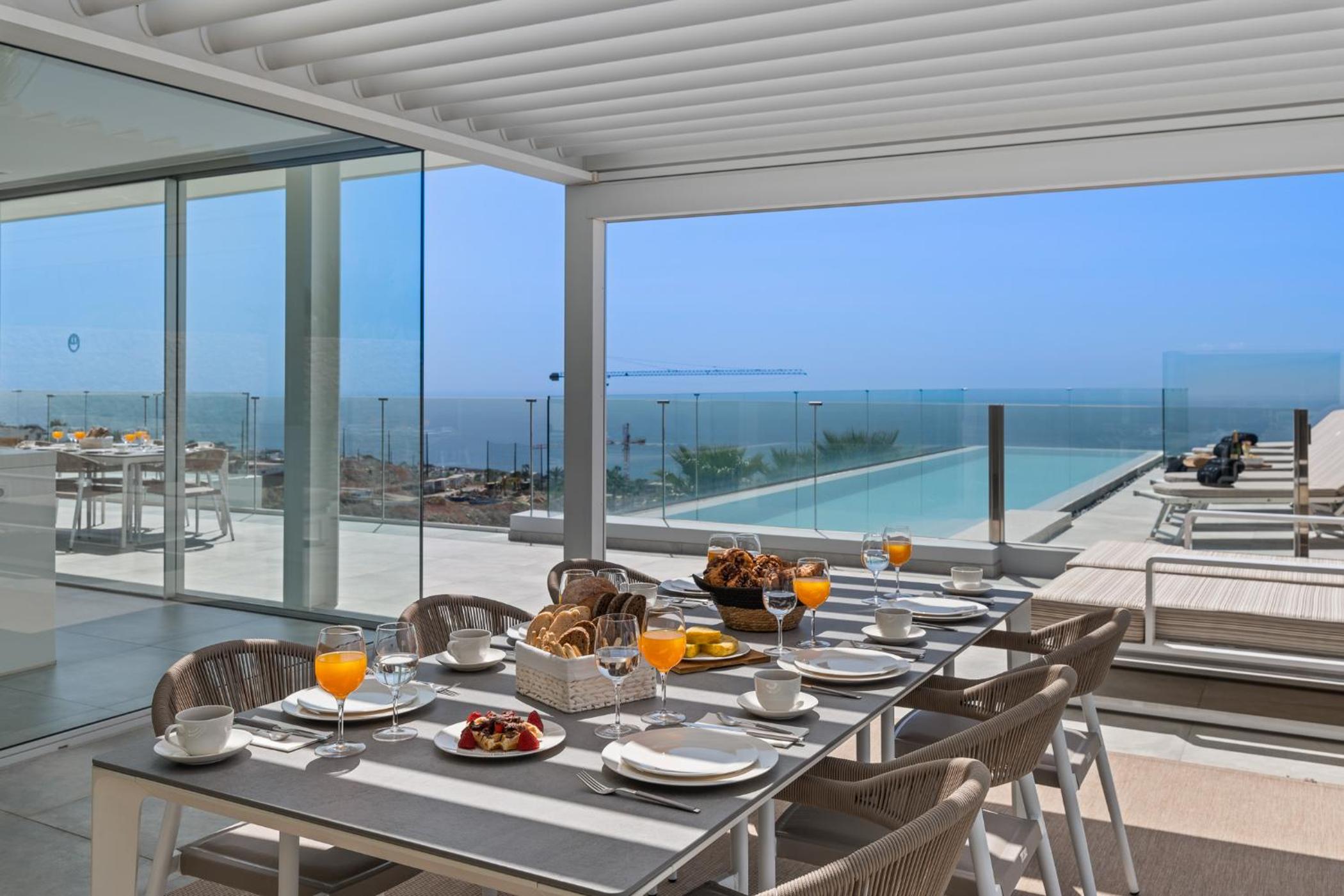Karat Villa Zambrano
