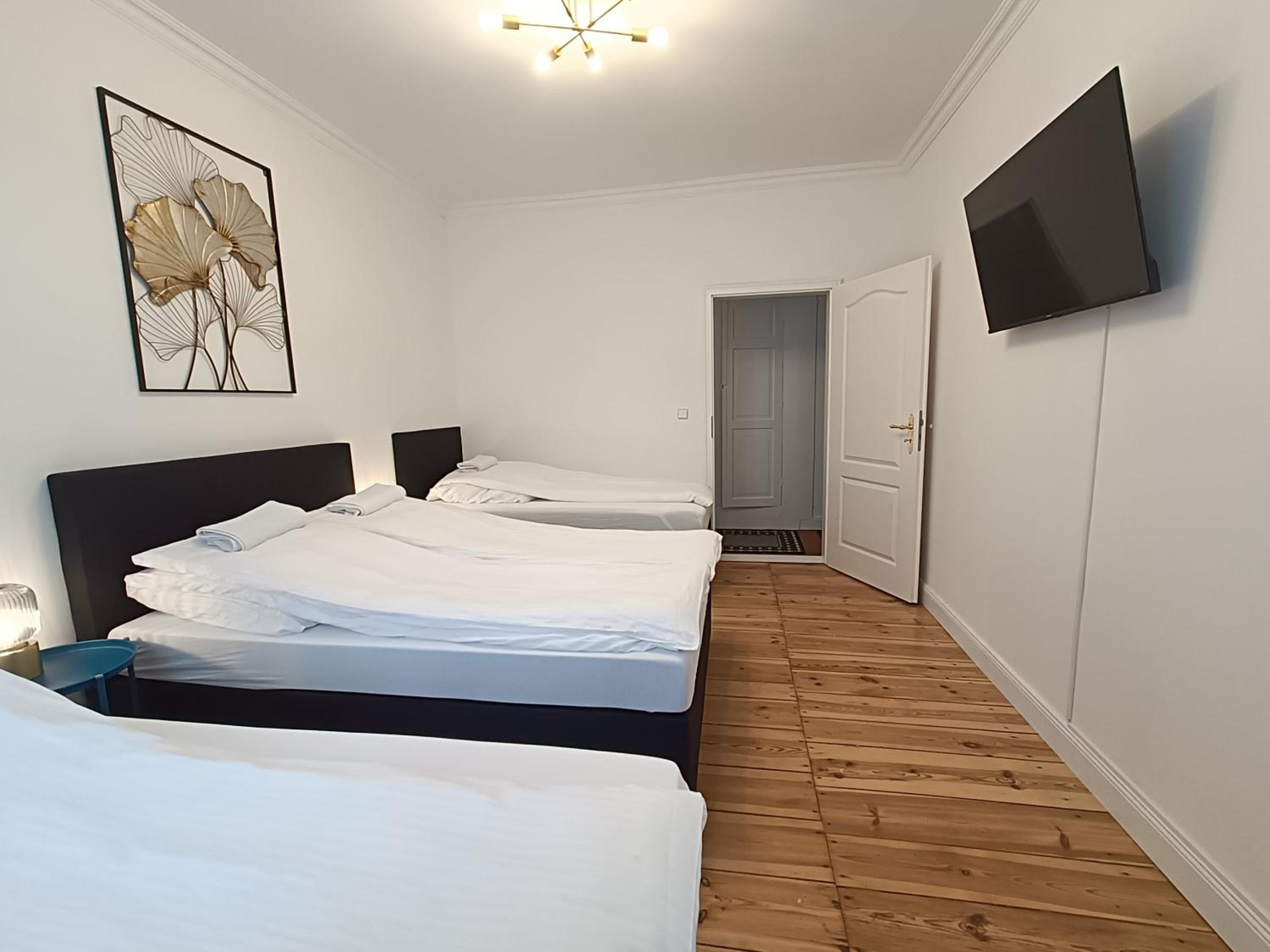 central 2 Bedroom Apartment in Kreuzberg