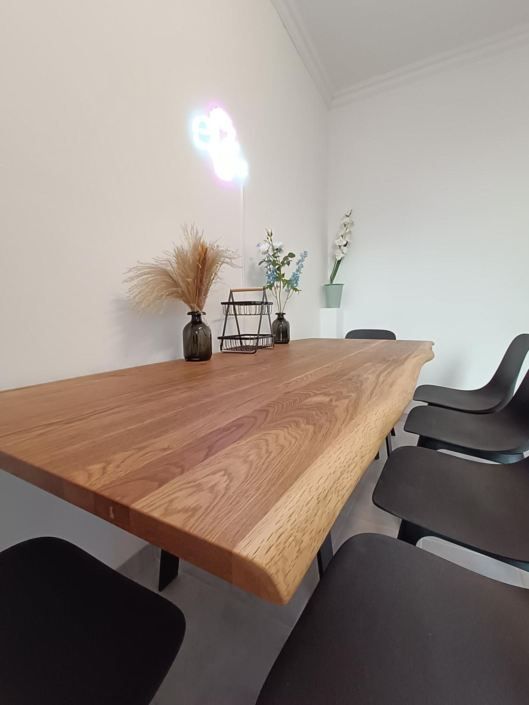 central 2 Bedroom Apartment in Kreuzberg