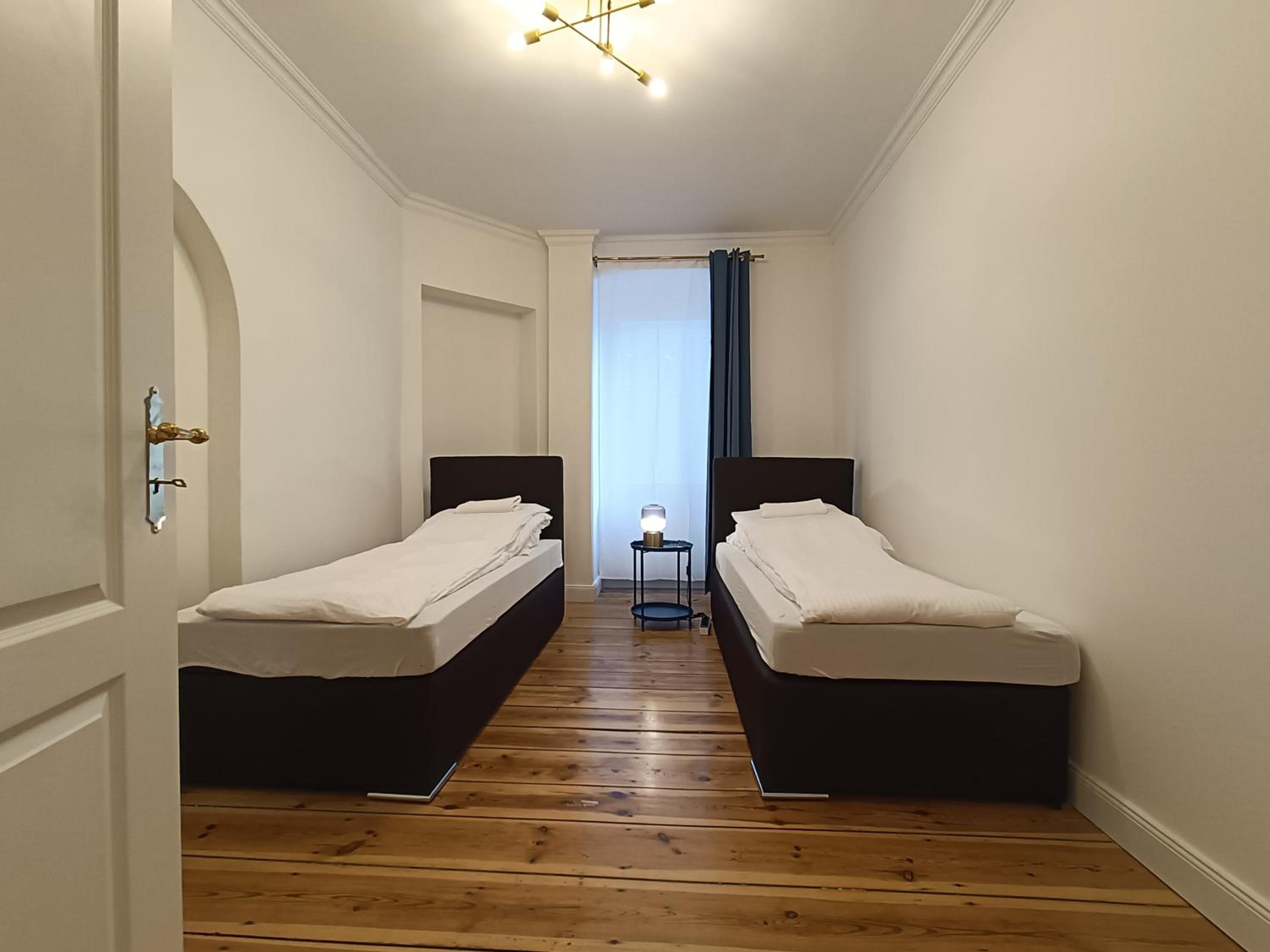 central 2 Bedroom Apartment in Kreuzberg