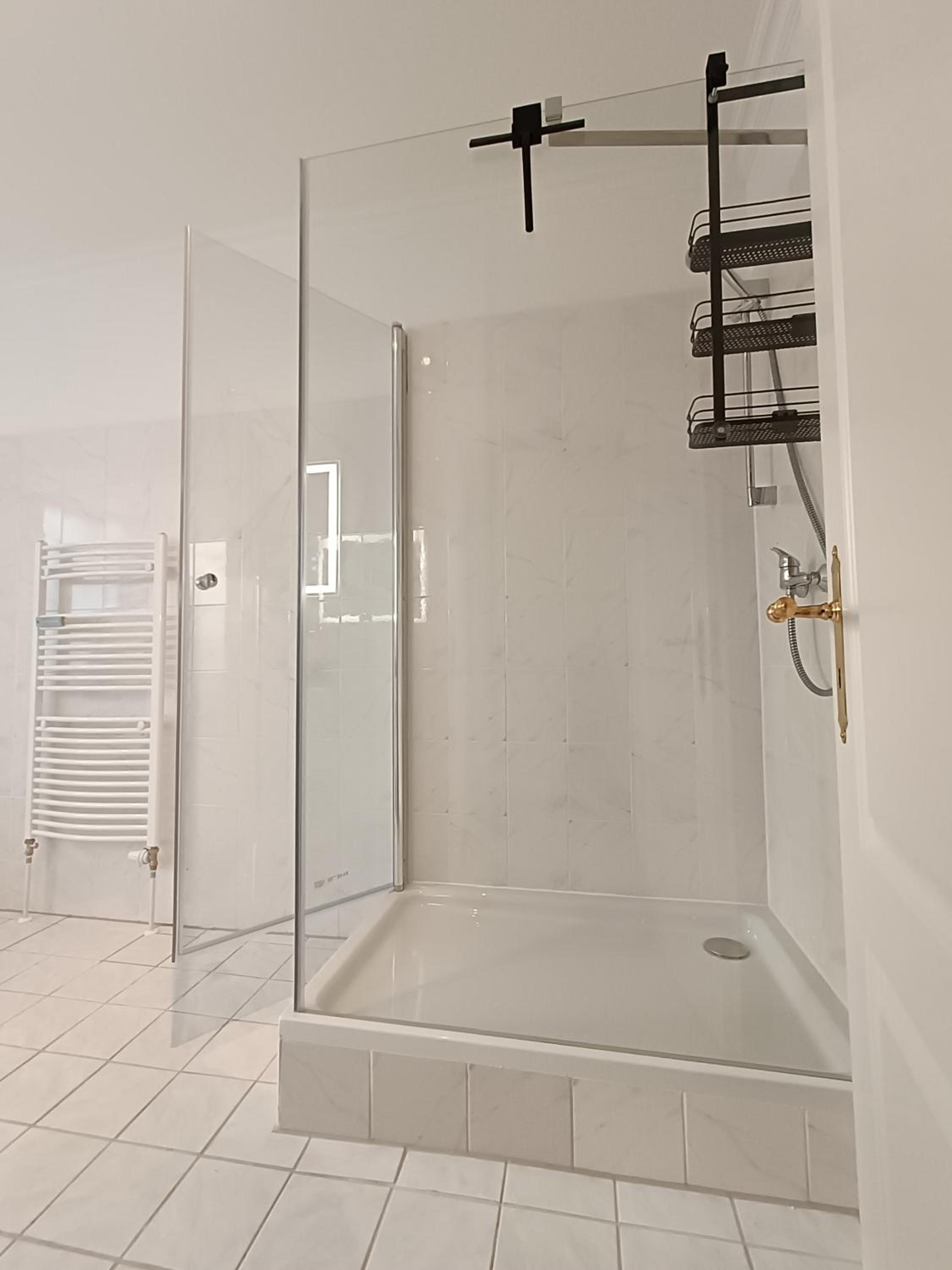 central 2 Bedroom Apartment in Kreuzberg