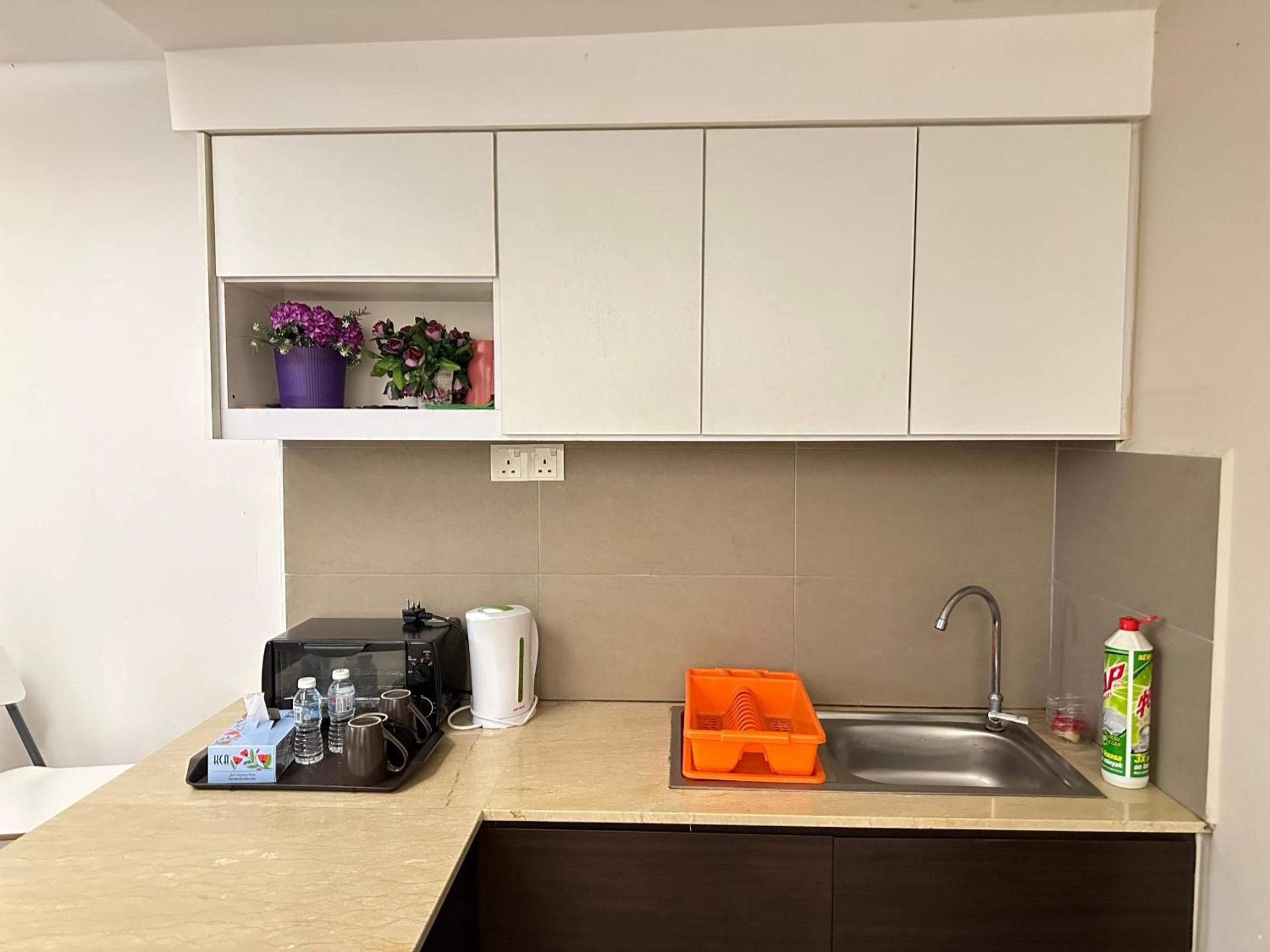 Nazrins Studio Apartment KBCP