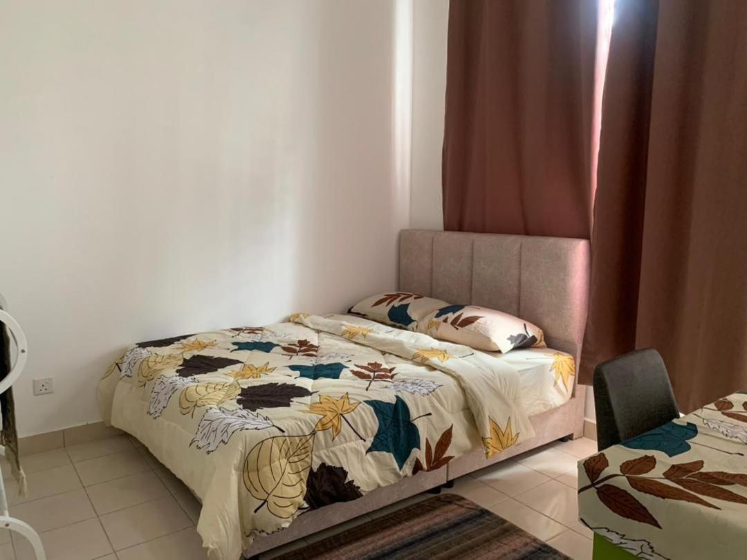 HOMESTAY HONEY PARIT BUNTAR photo 4