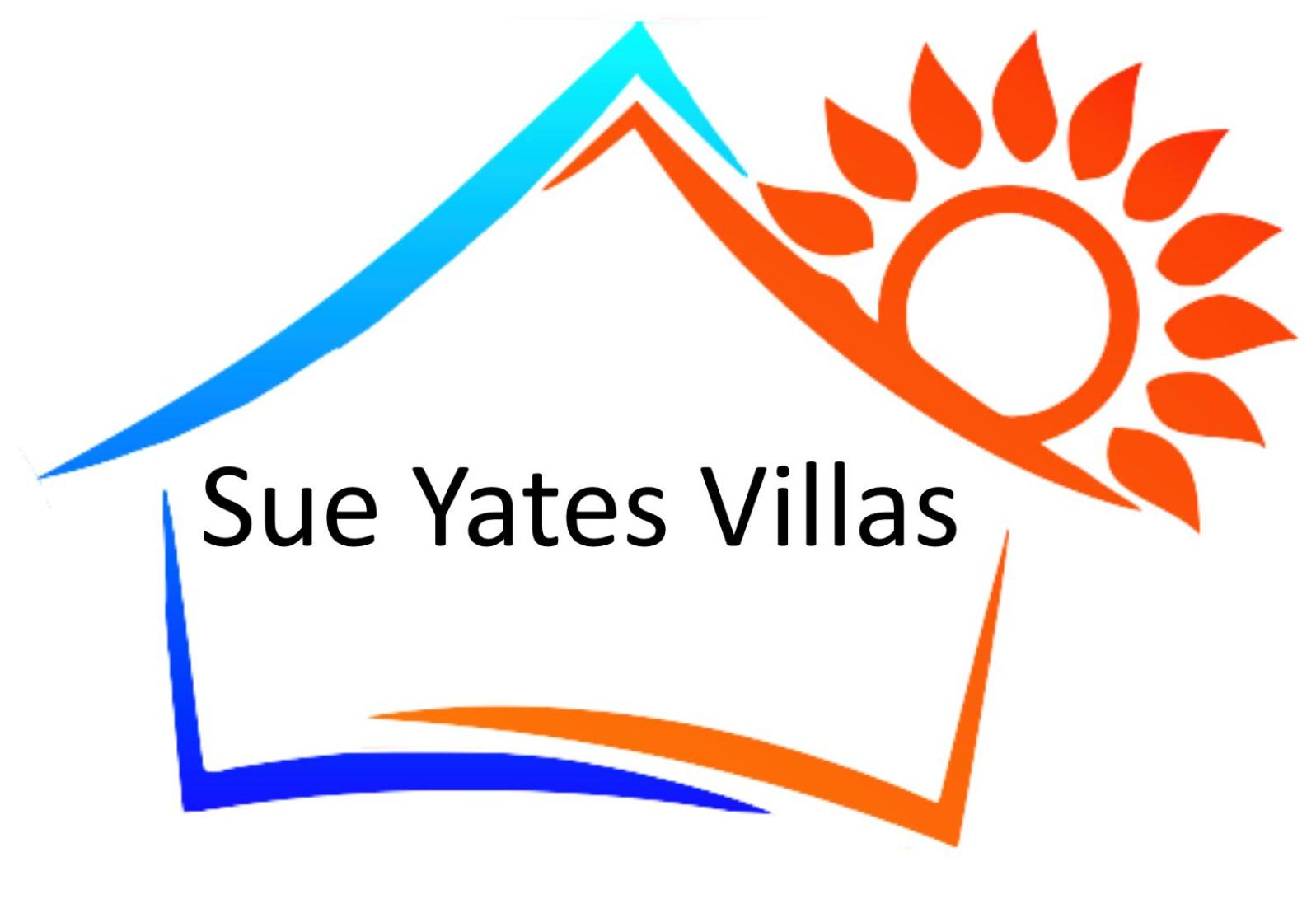 Villa Victoria just 150 metres from Playa Bastian Costa Teguise