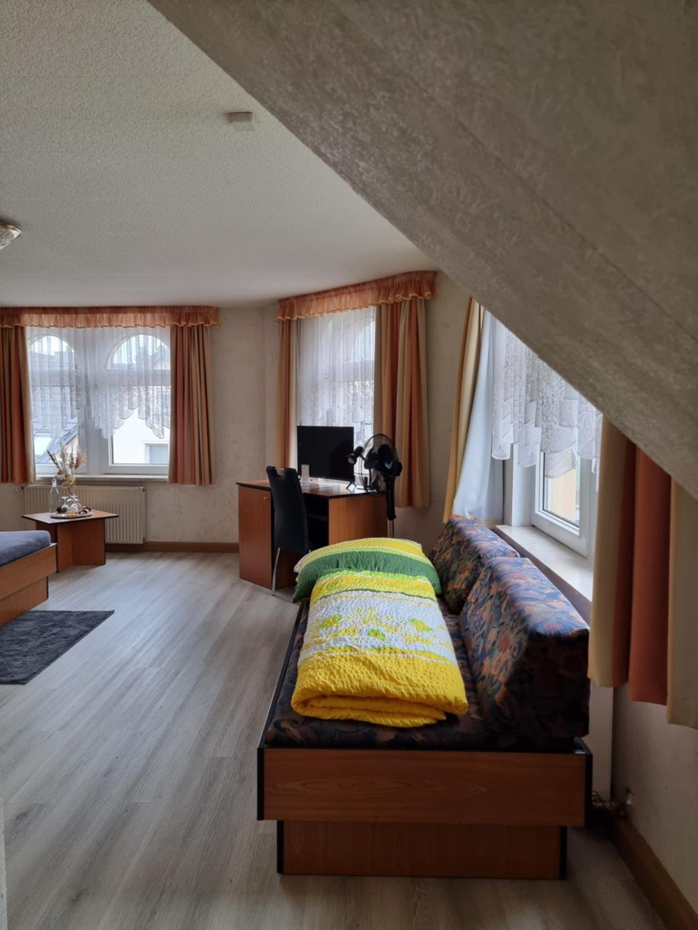 UMA-DRES Pension