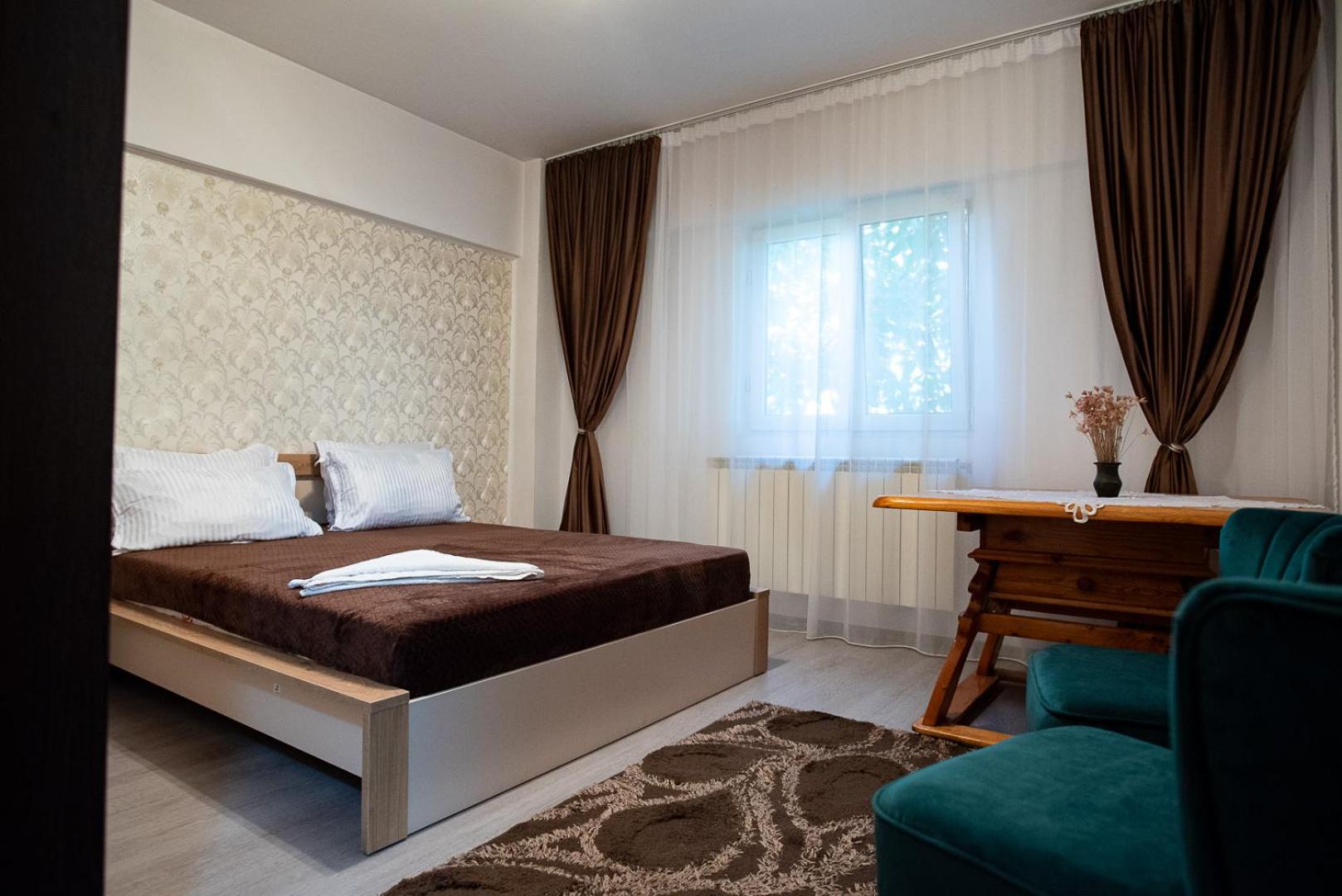 5 Bedrooms Luxury Apartment Villa