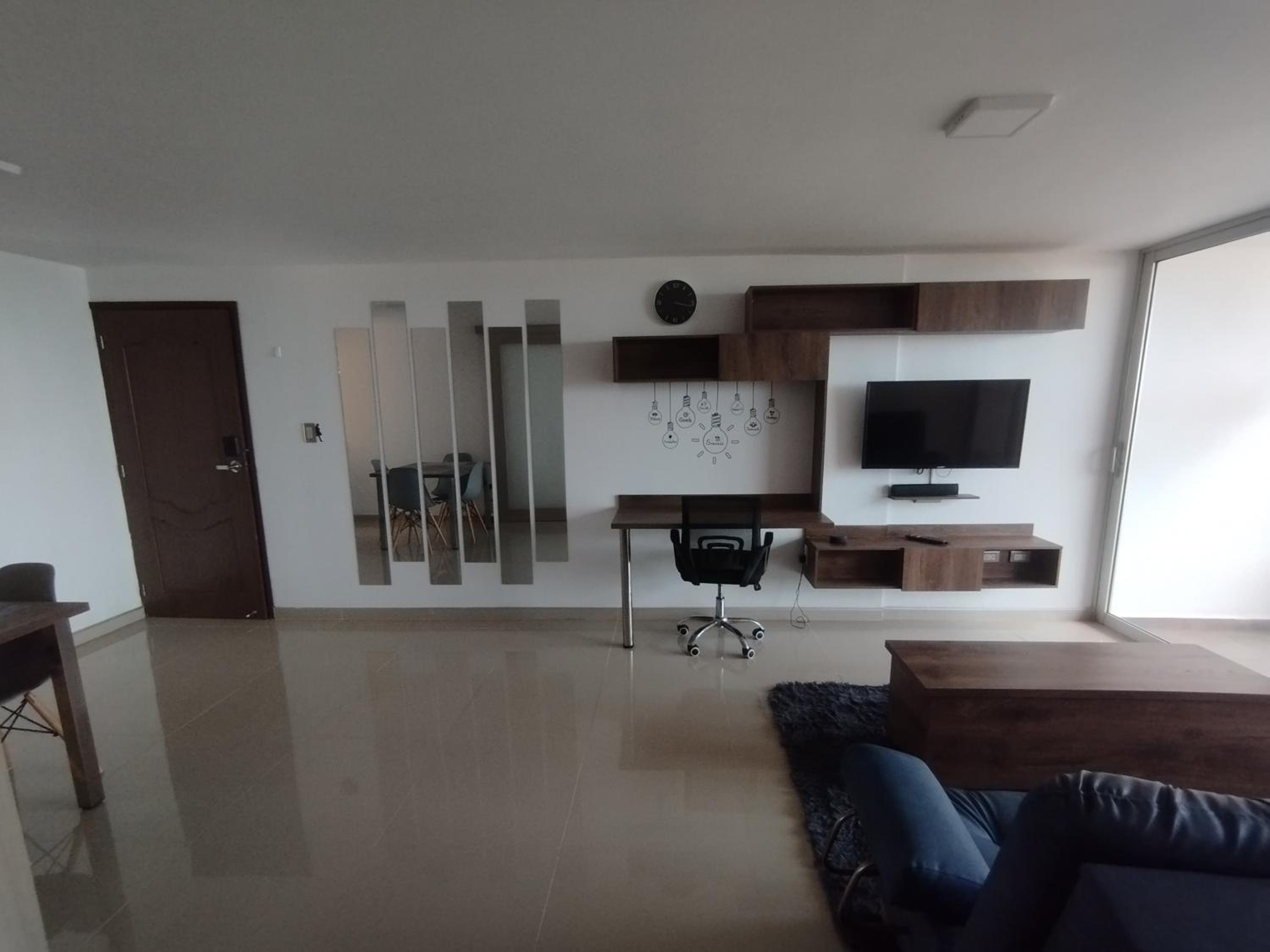 R3 Apartamento muy comodo y seguro perfecto para trabajar o vacacionar con balcón al mar