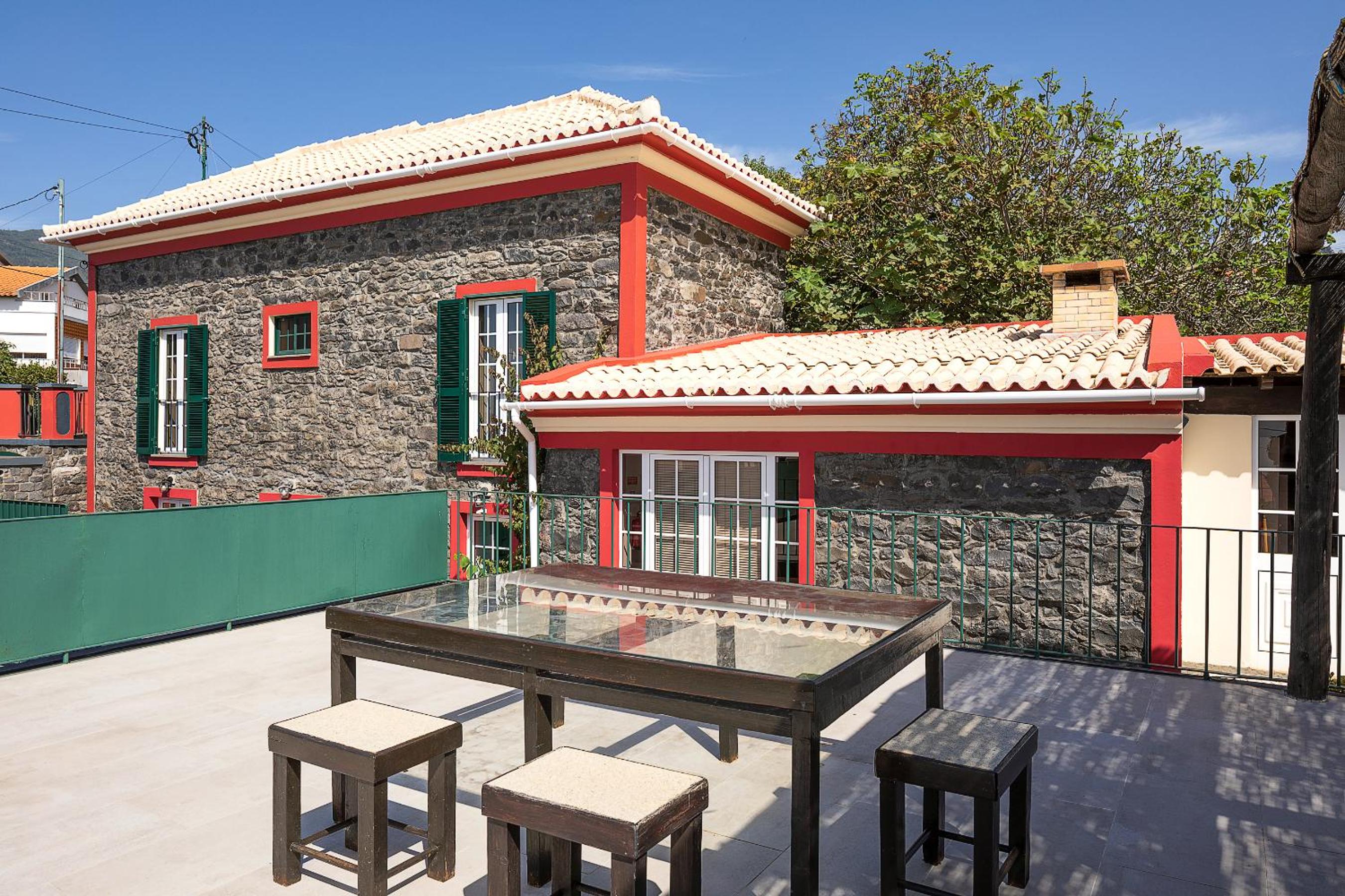 Corman House, Sea View & Pool view 2
