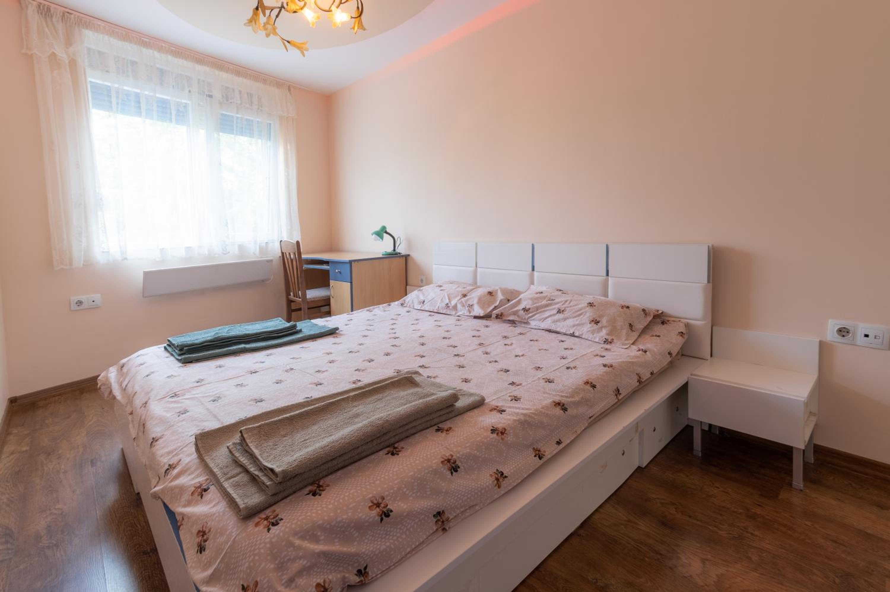 Cozy Apart TOP Center AUBG Free Garage Parking
