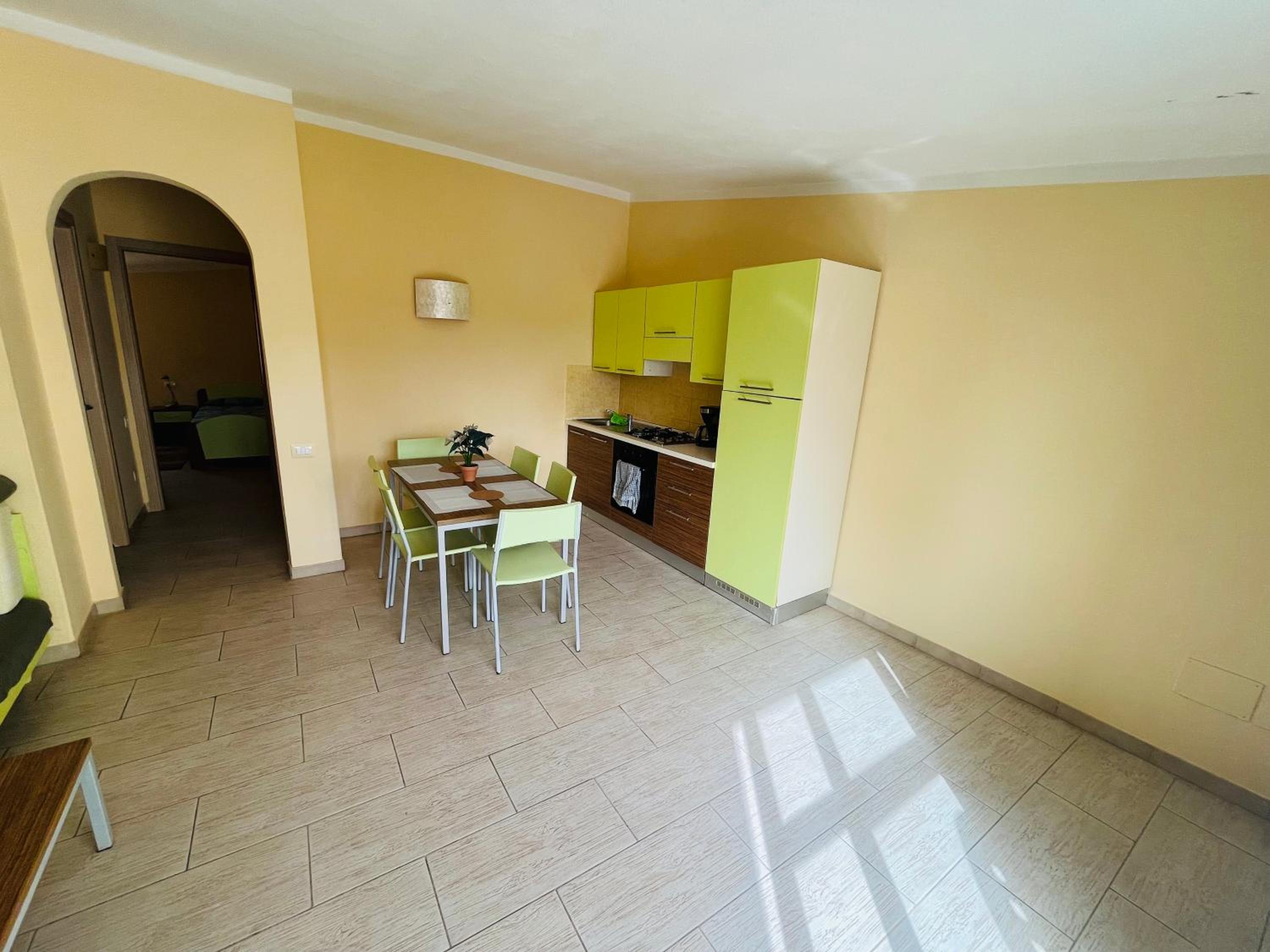 Cozy Apartment with Pool, near Beach and Center