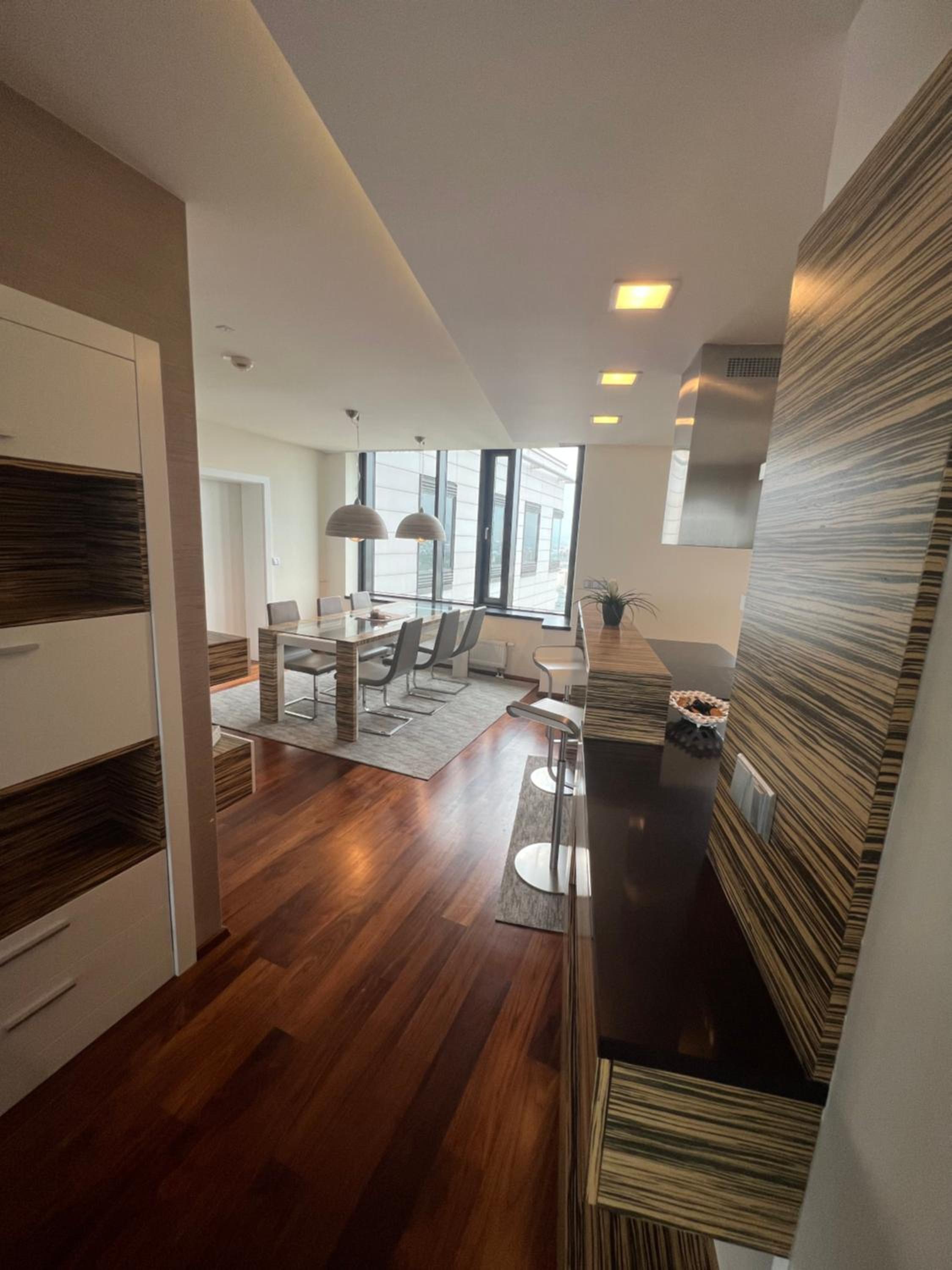 AZ Tower Apartment