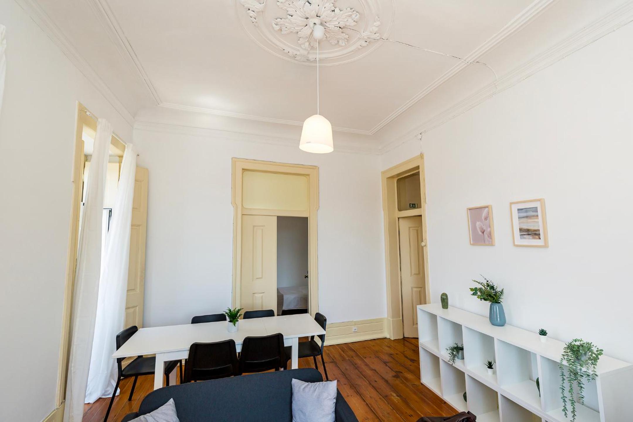 4BR Lisbon Apartament - Excellent Location view 3