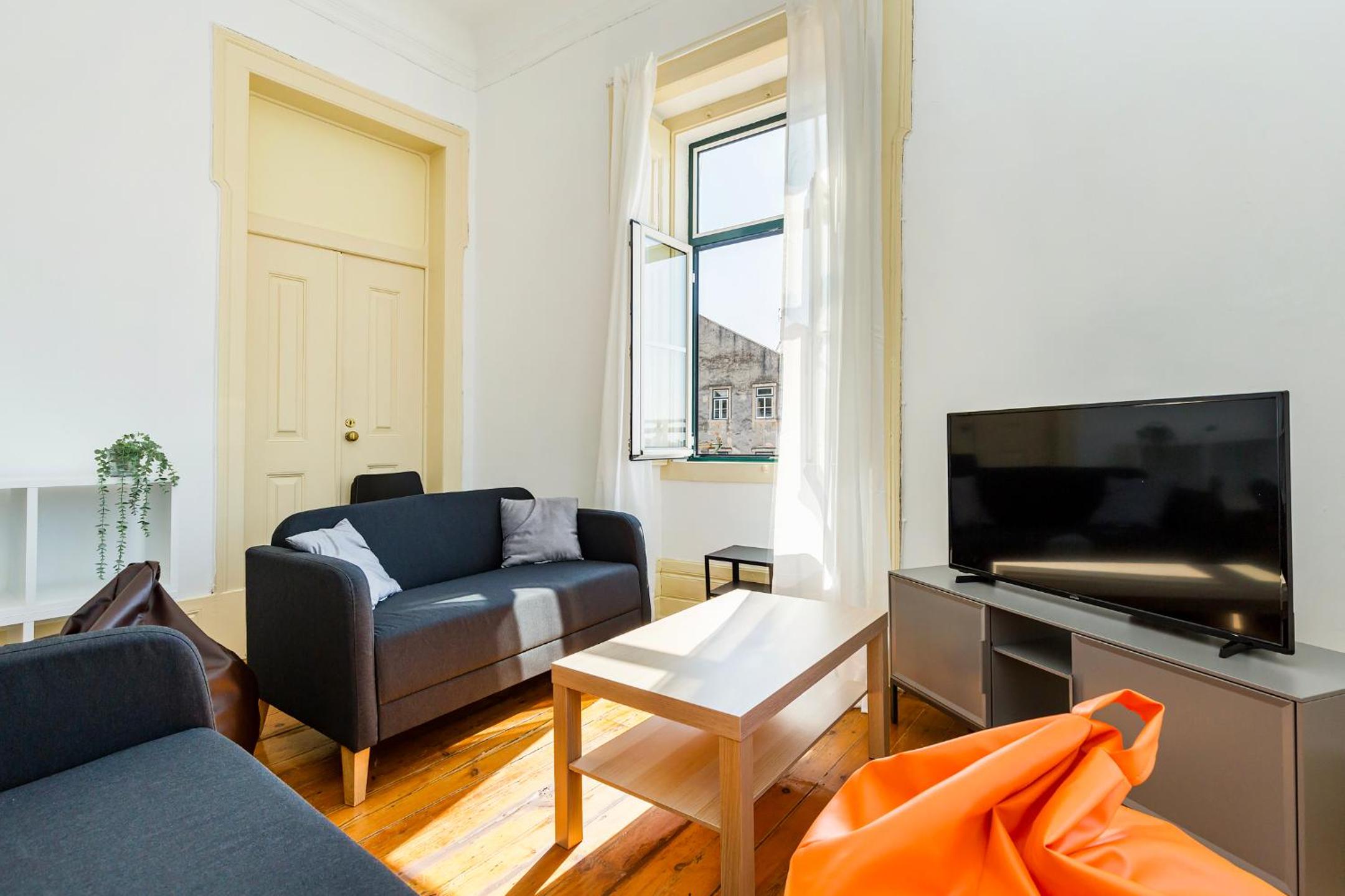 4BR Lisbon Apartament - Excellent Location view 2