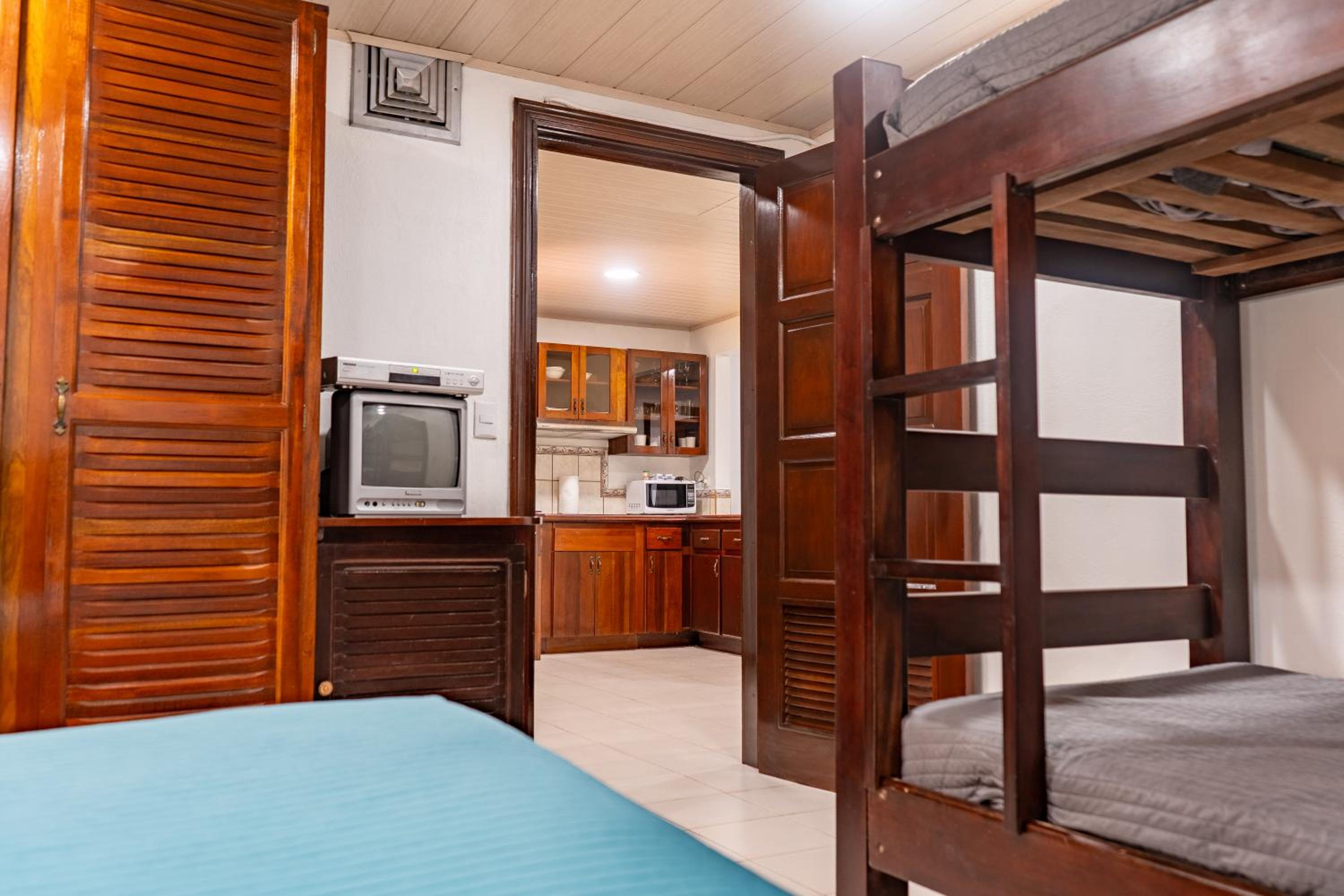 Paradise Breeze 2Bdr near Quepos Manuel Antonio