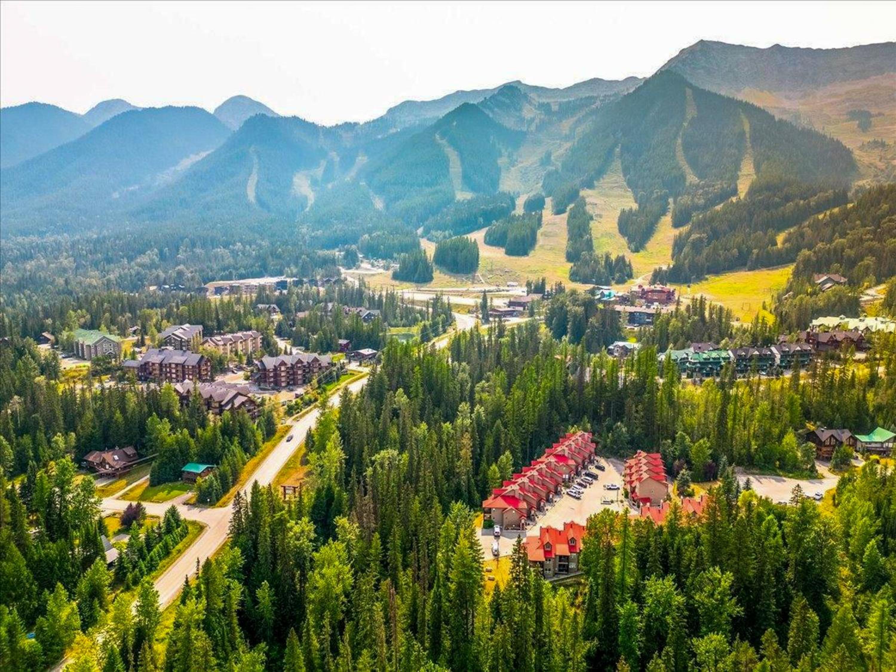 Fernie Vacations - Stone Creek Chalets by Fernie Central Reservations - Property Image 27