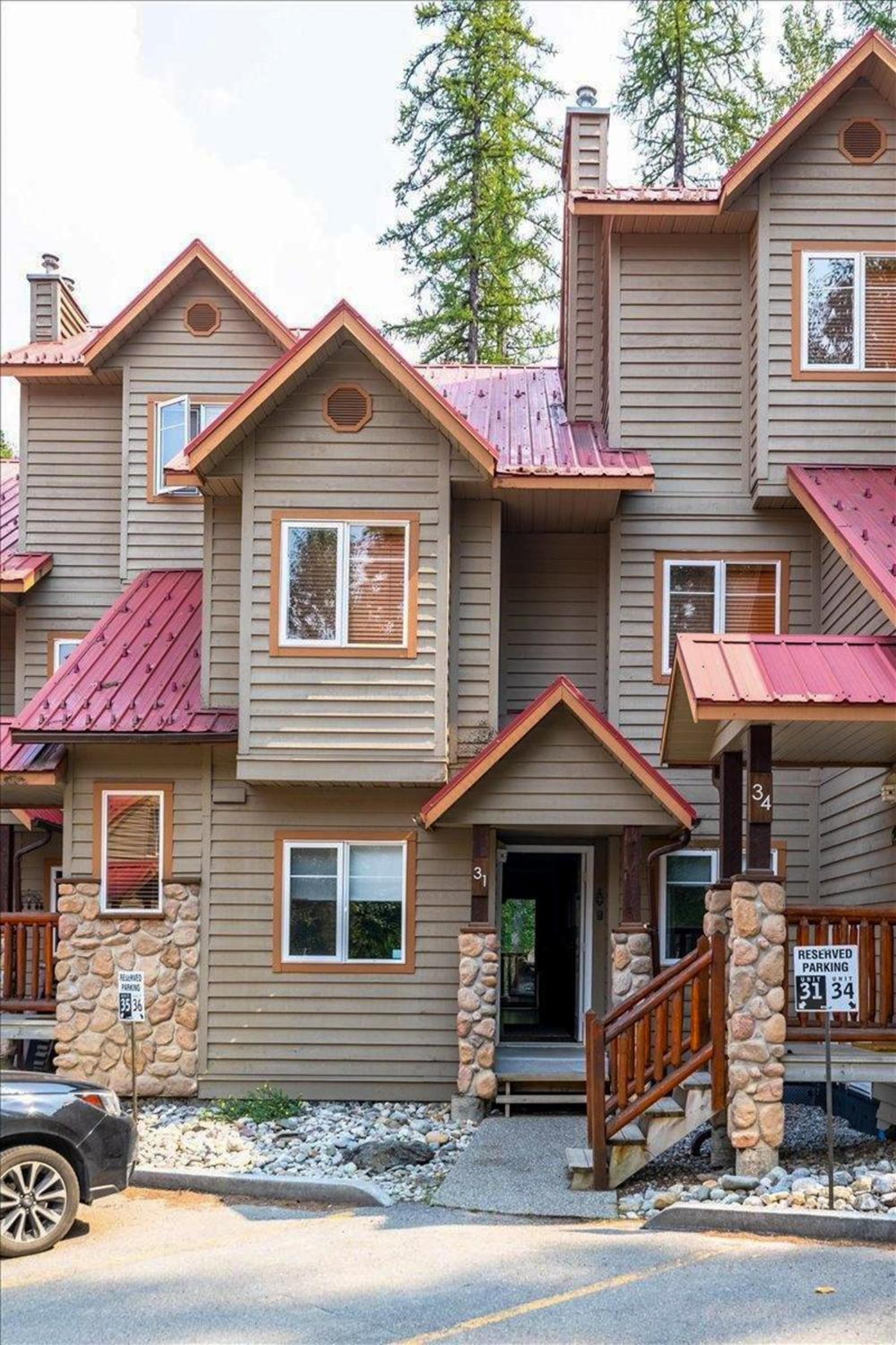 Fernie Vacations - Stone Creek Chalets by Fernie Central Reservations - Property Image 12
