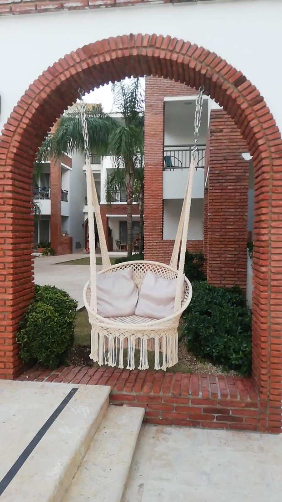 SEVEN SHADES OF CORAL VILLAGE - suites & pool in a residence close to the beach