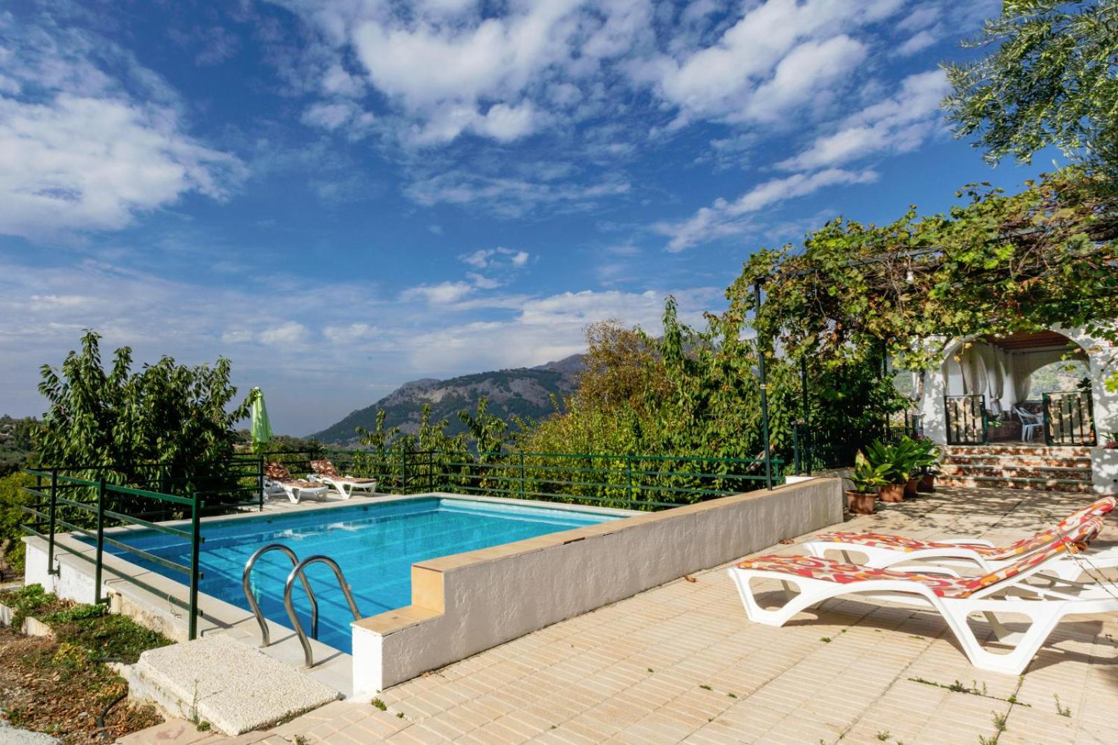 Casa Jurinea Alzar view 4