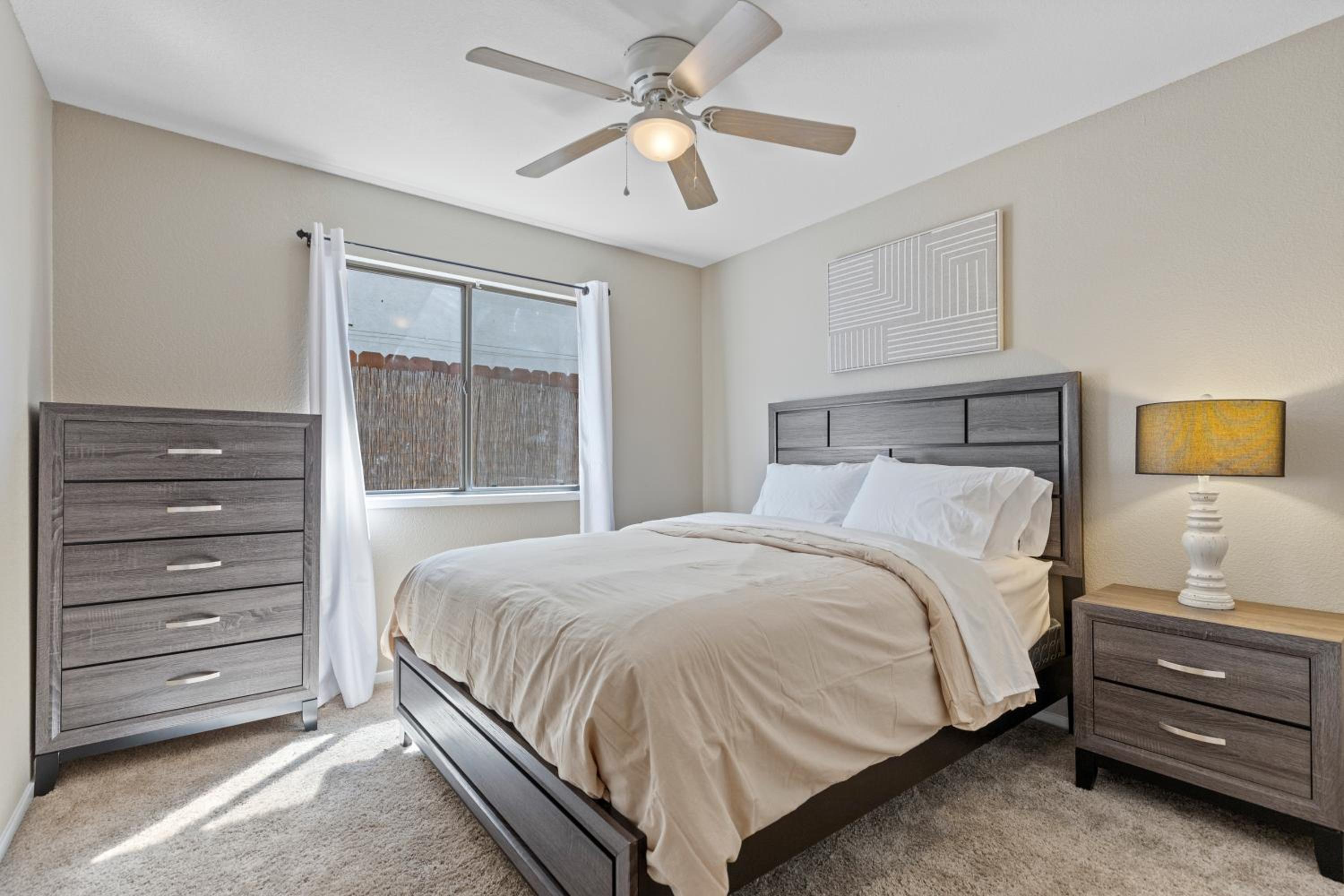 Spacious Home w/Pool Near Campus
