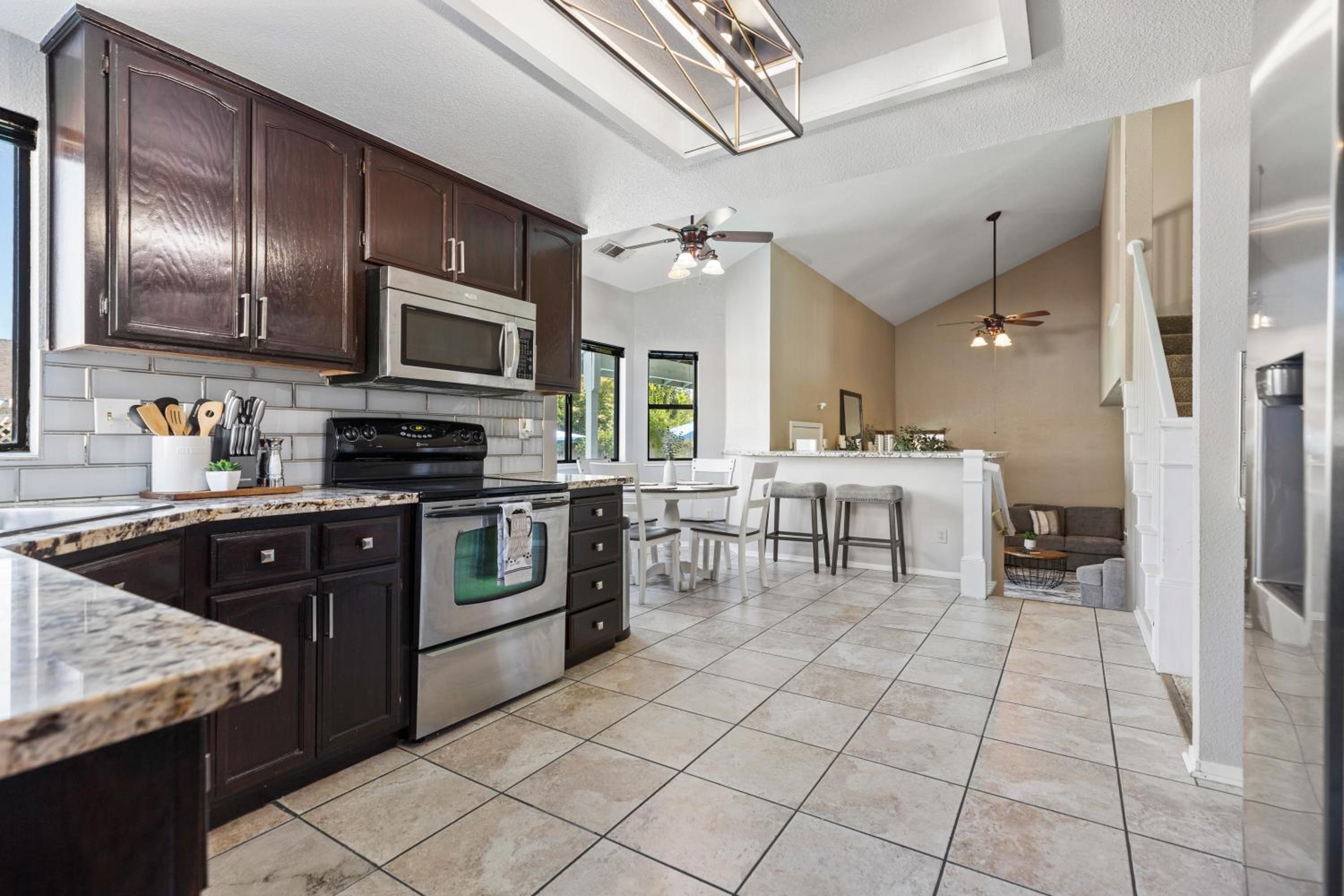 Spacious Home w/Pool Near Campus