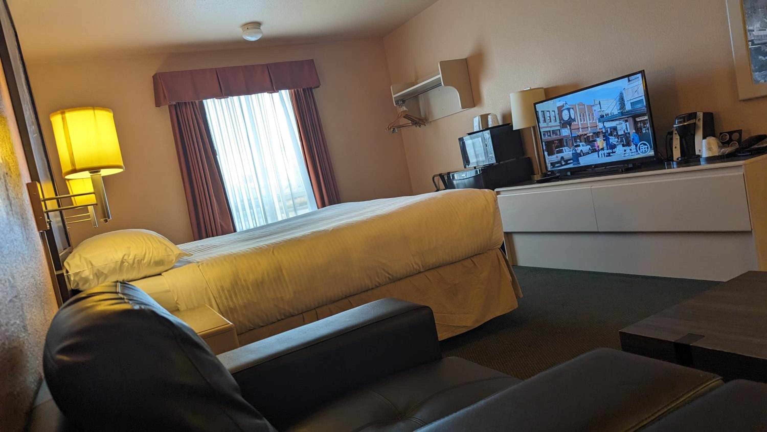 Cranbrook Vacations - Ramada by Wyndham Cranbrook - Property Image 50