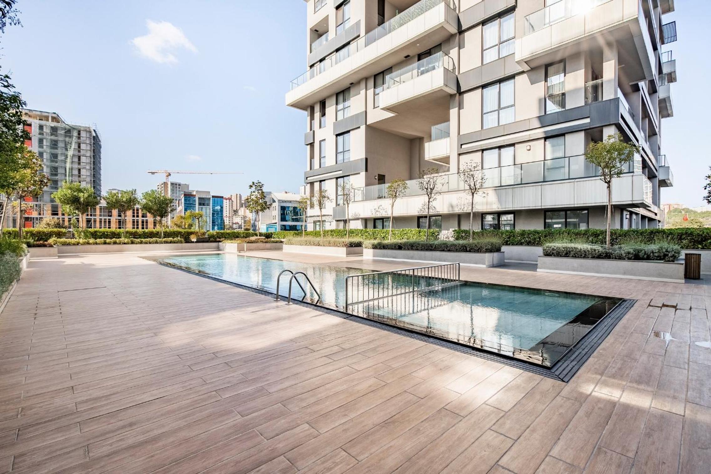 Seba Suites with Fitness And Pool