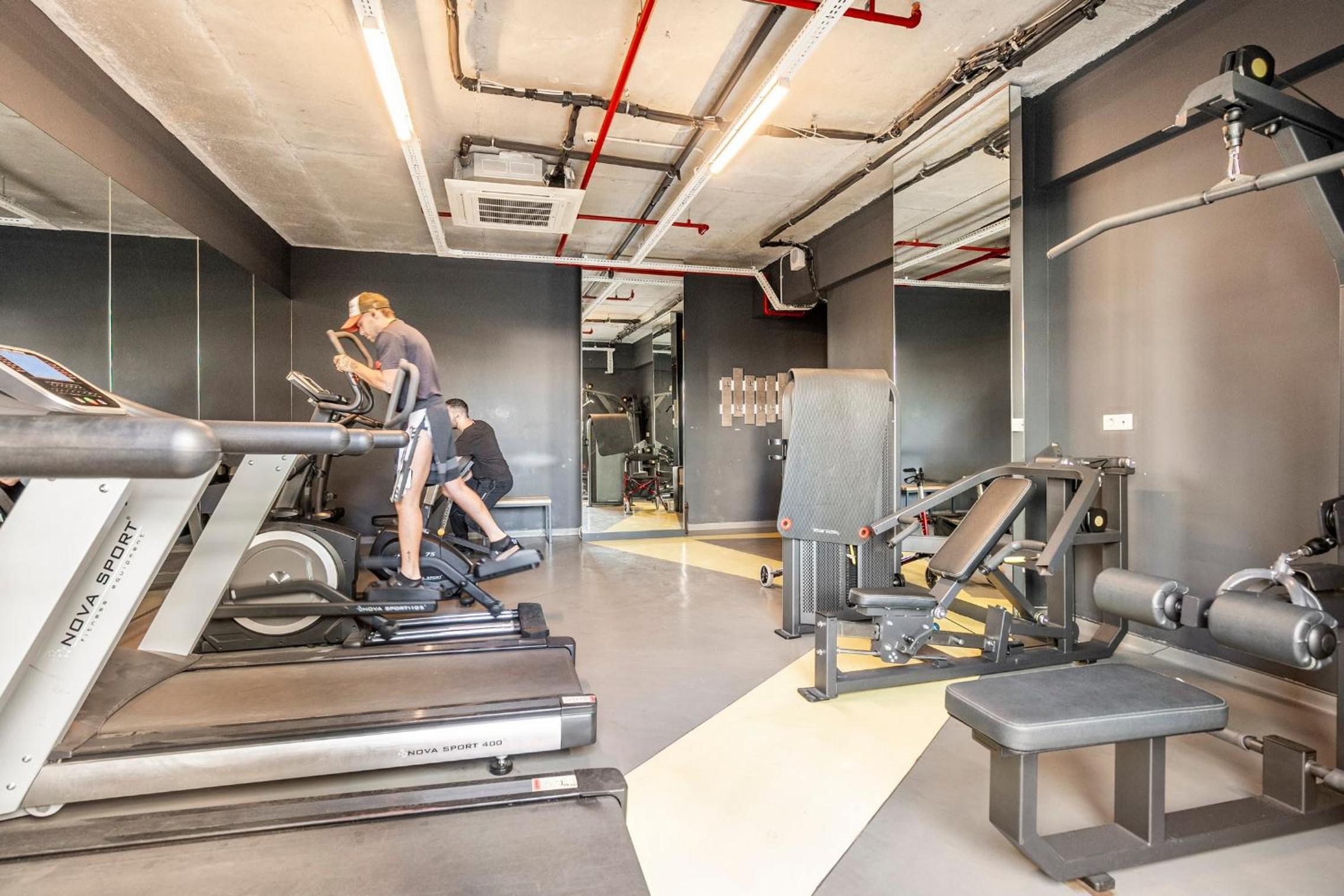 Seba Suites with Fitness And Pool