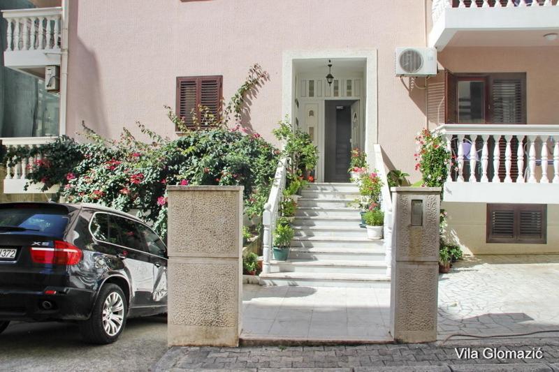 Apartment Glomazic