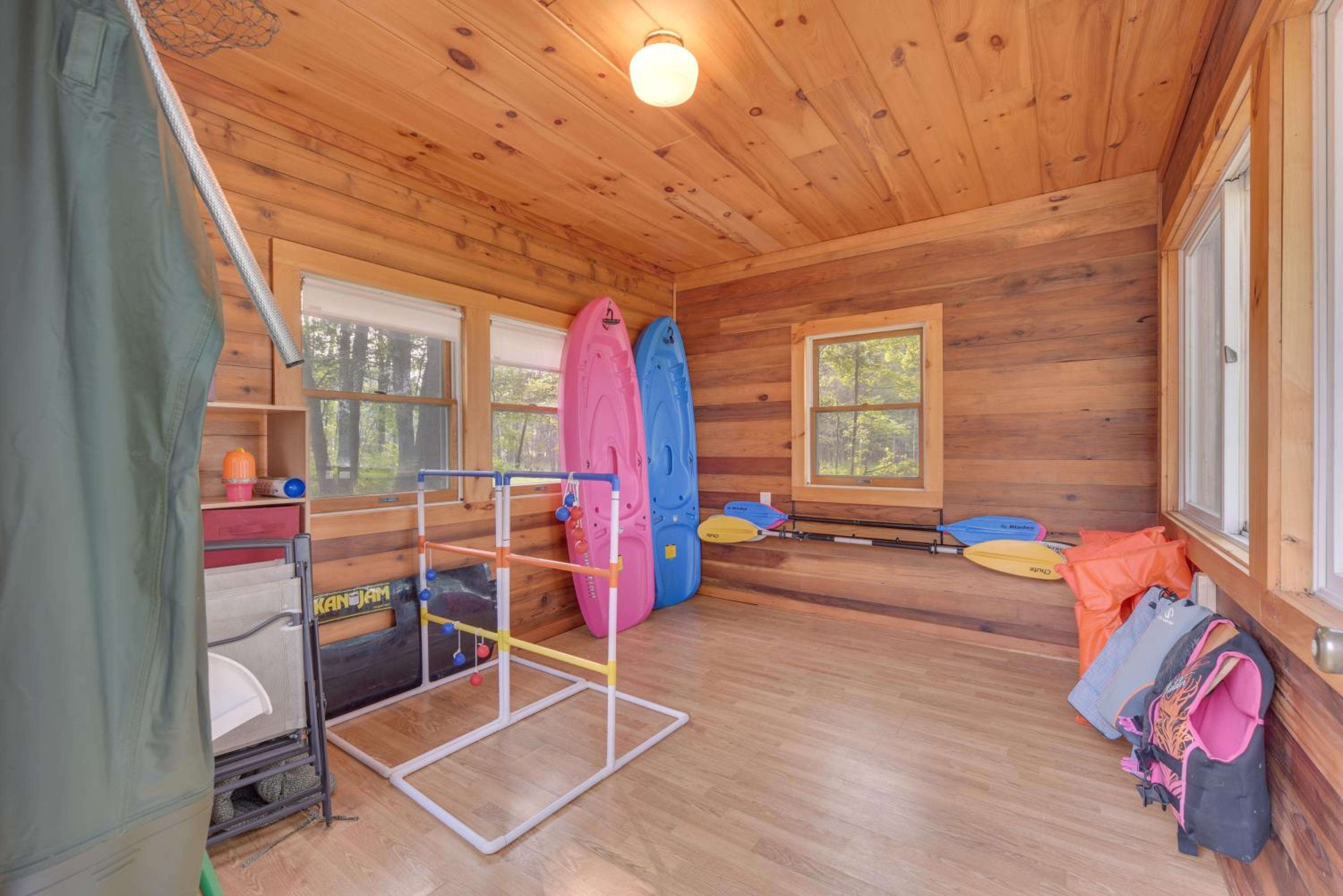 The Hideaway at Point Lake