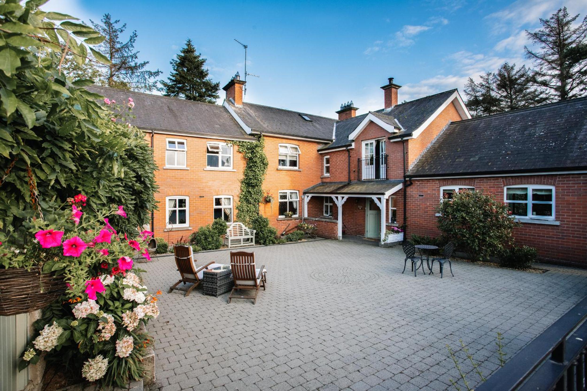 Lisnacurran Country House