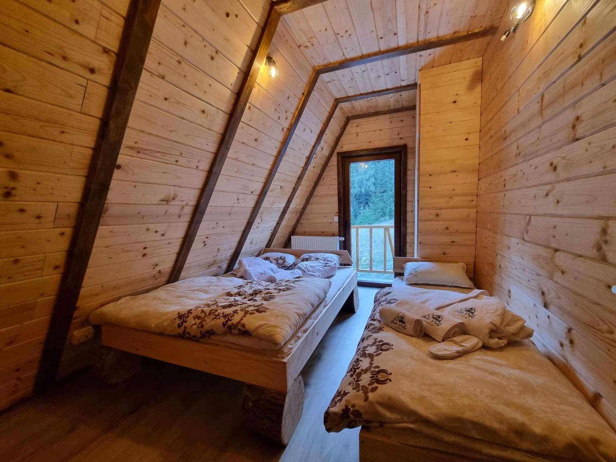 Vila Suvo vrelo sa unutrašnjim bazenom i saunom Jahorina