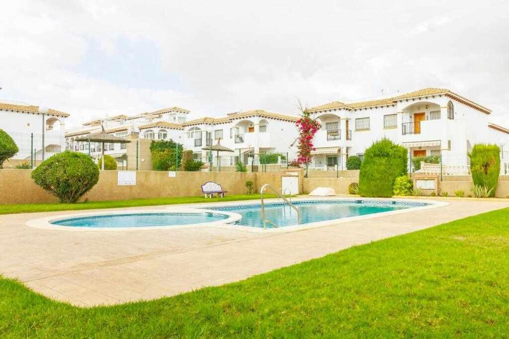 Bungalow Pink Punta Prima