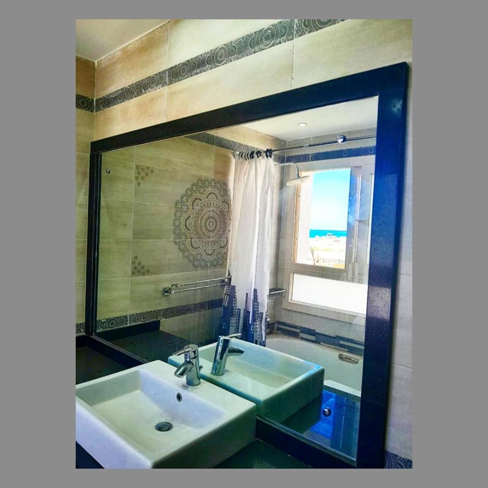 apartment for rent sea view Alhambra