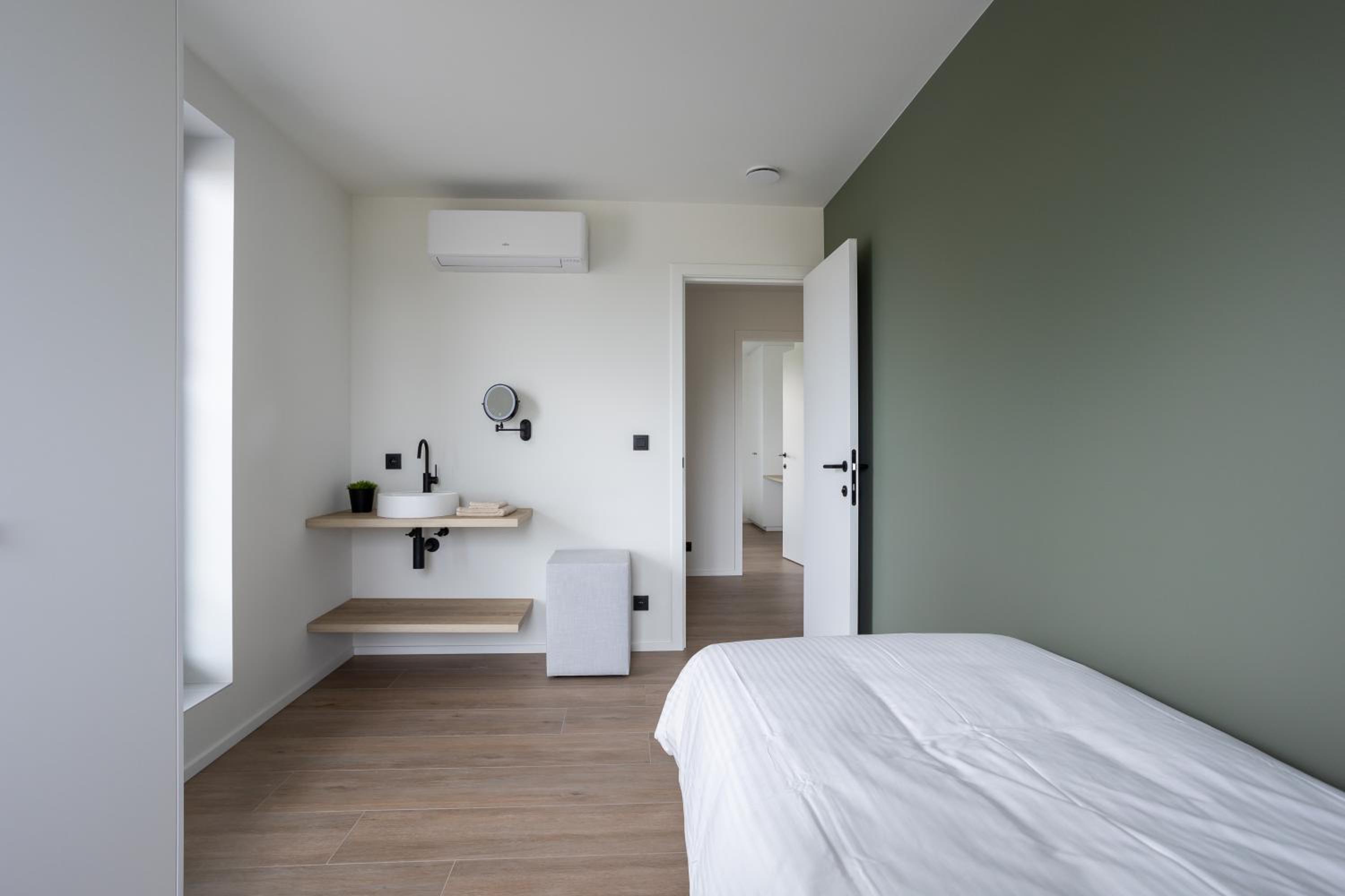 NIEUW - De Grenspaal WEST 6P 5 min Maastricht - Sauna - Laadpaal