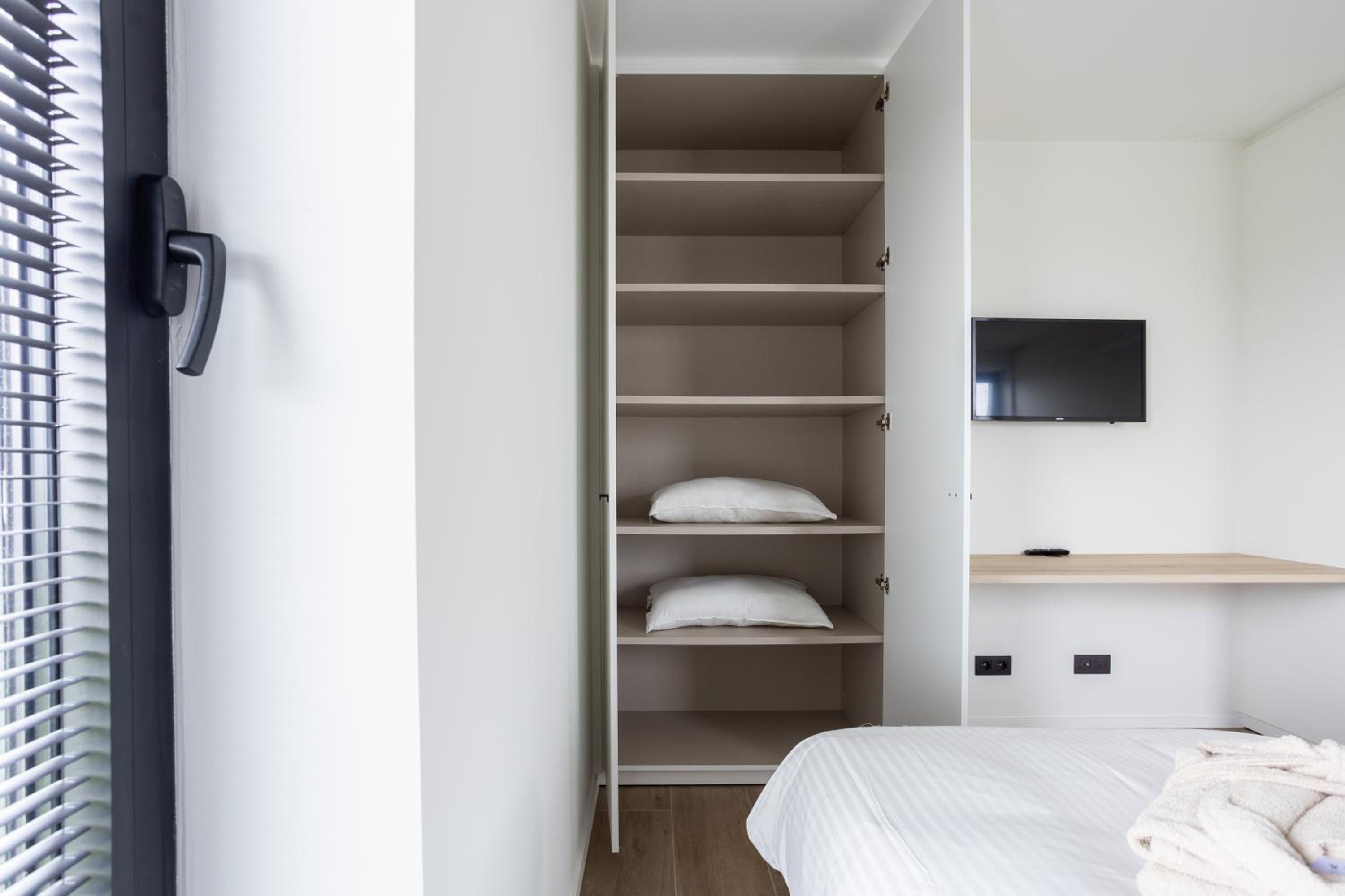 NIEUW - De Grenspaal WEST 6P 5 min Maastricht - Sauna - Laadpaal