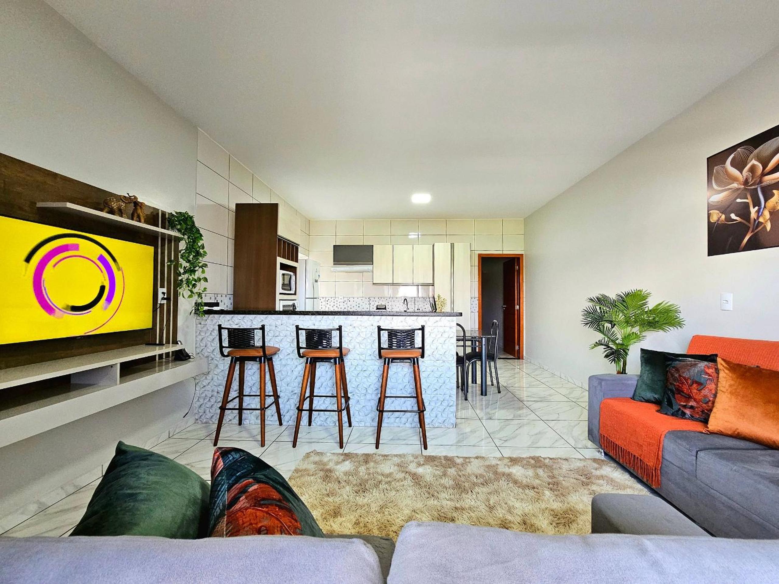 Lindo APT, prox Paraguai com Churrasqueira
