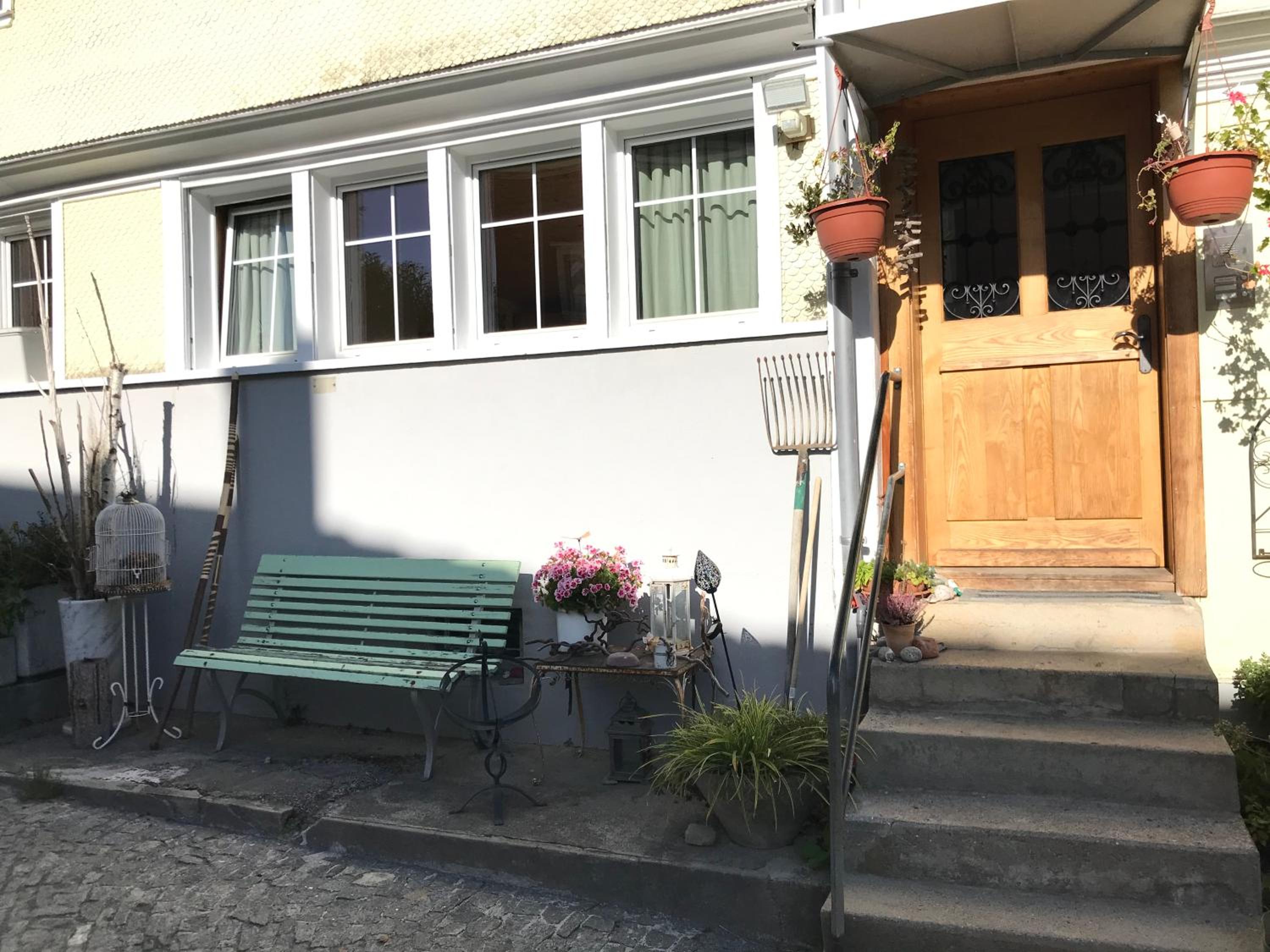 Bijou 2 hübsche 1 Zimmer Wohnung