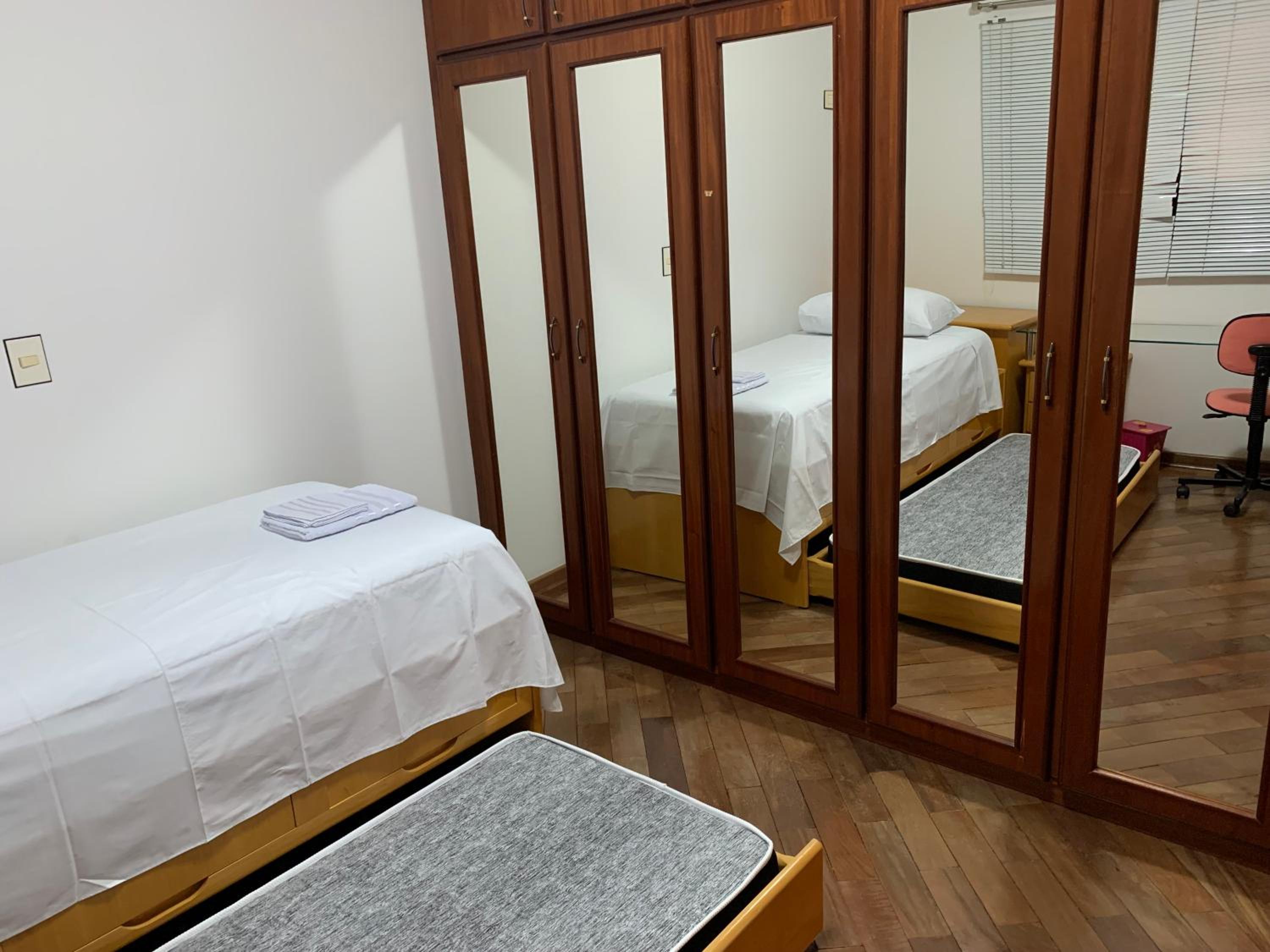 Excelente propriedade com belo jardim!