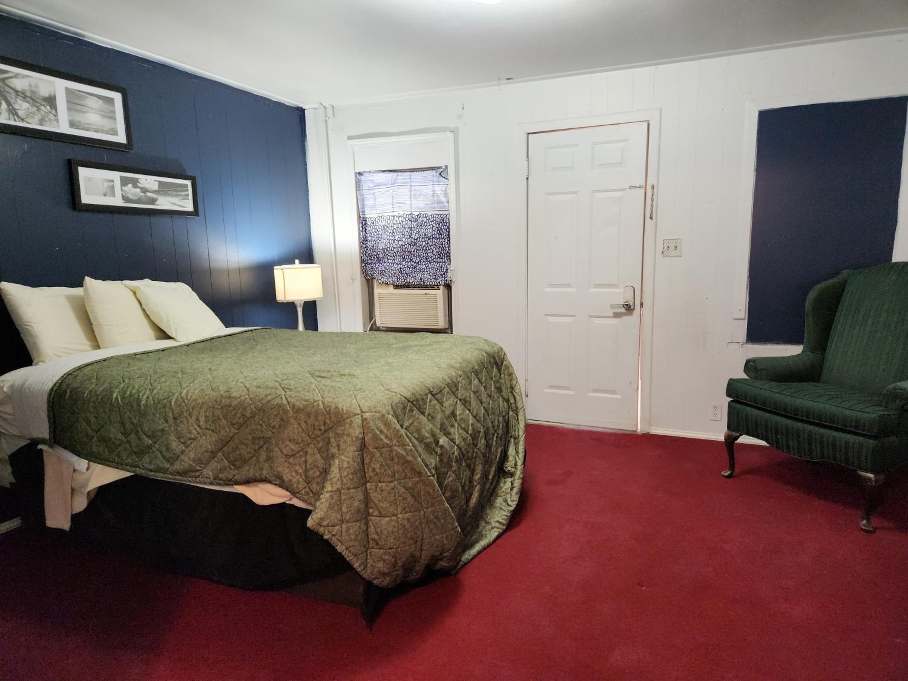 Colby Vacations - country club inn - Property Image 3