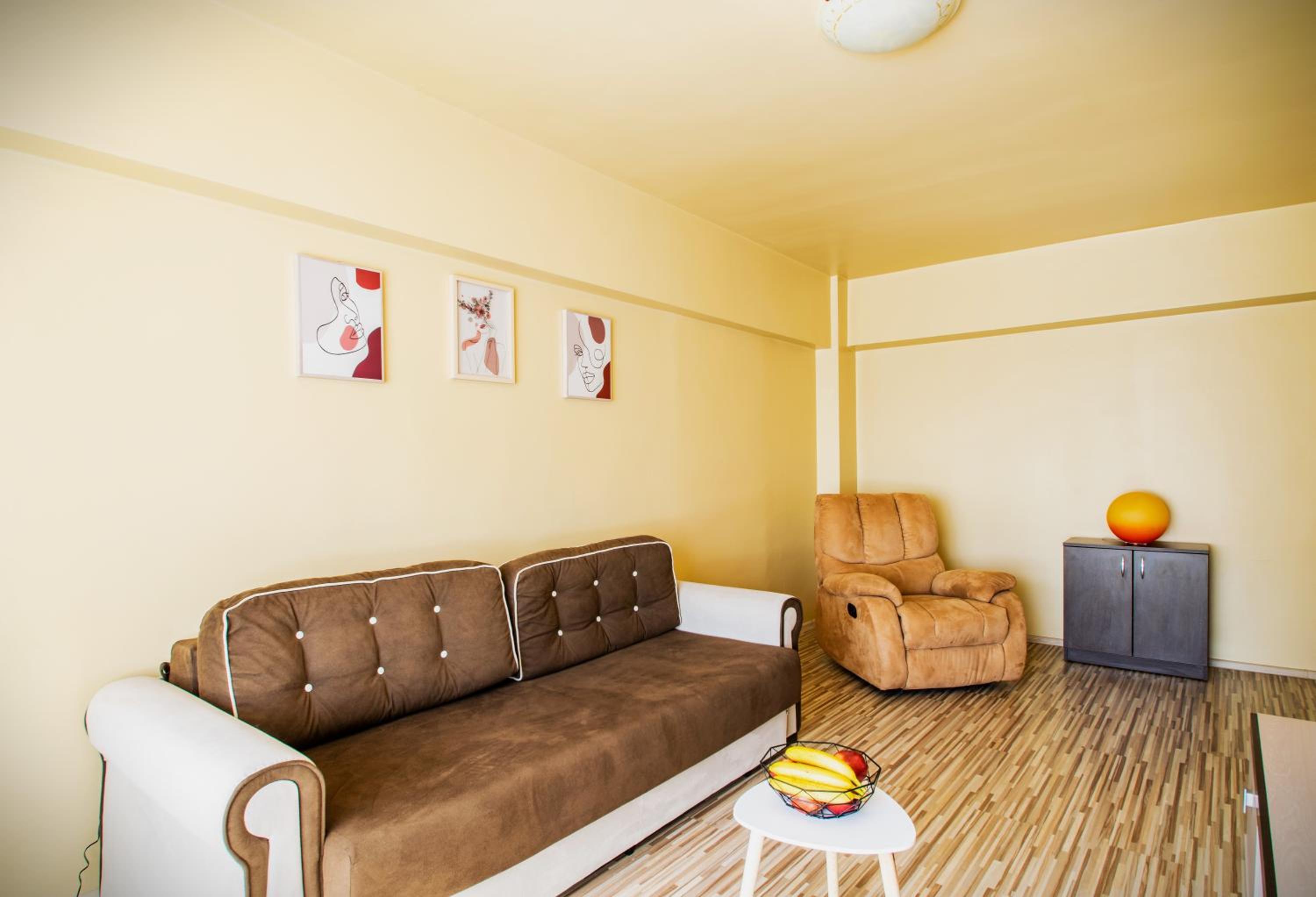 Apartament Centru - Cec view 3