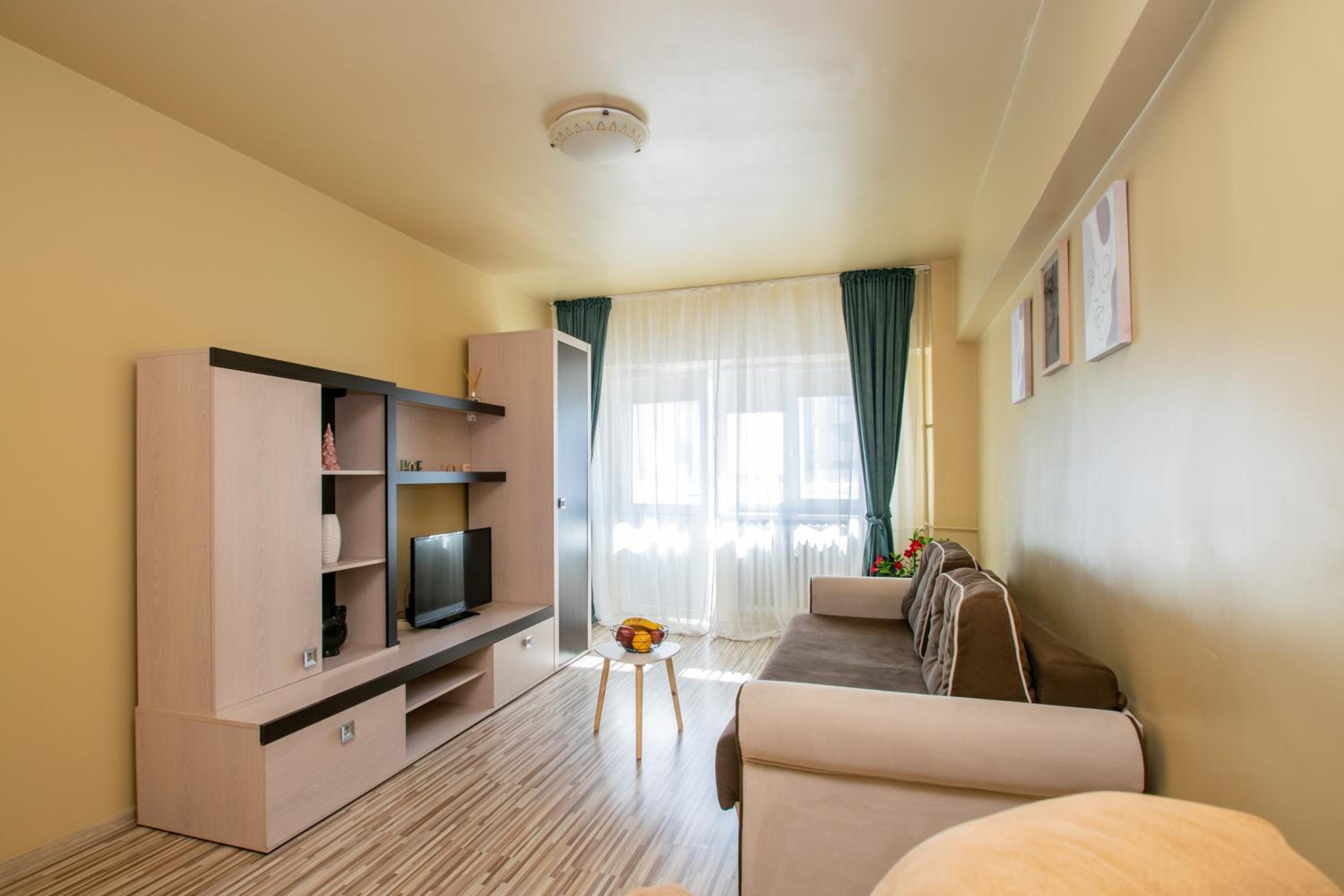 Apartament Centru - Cec view 4