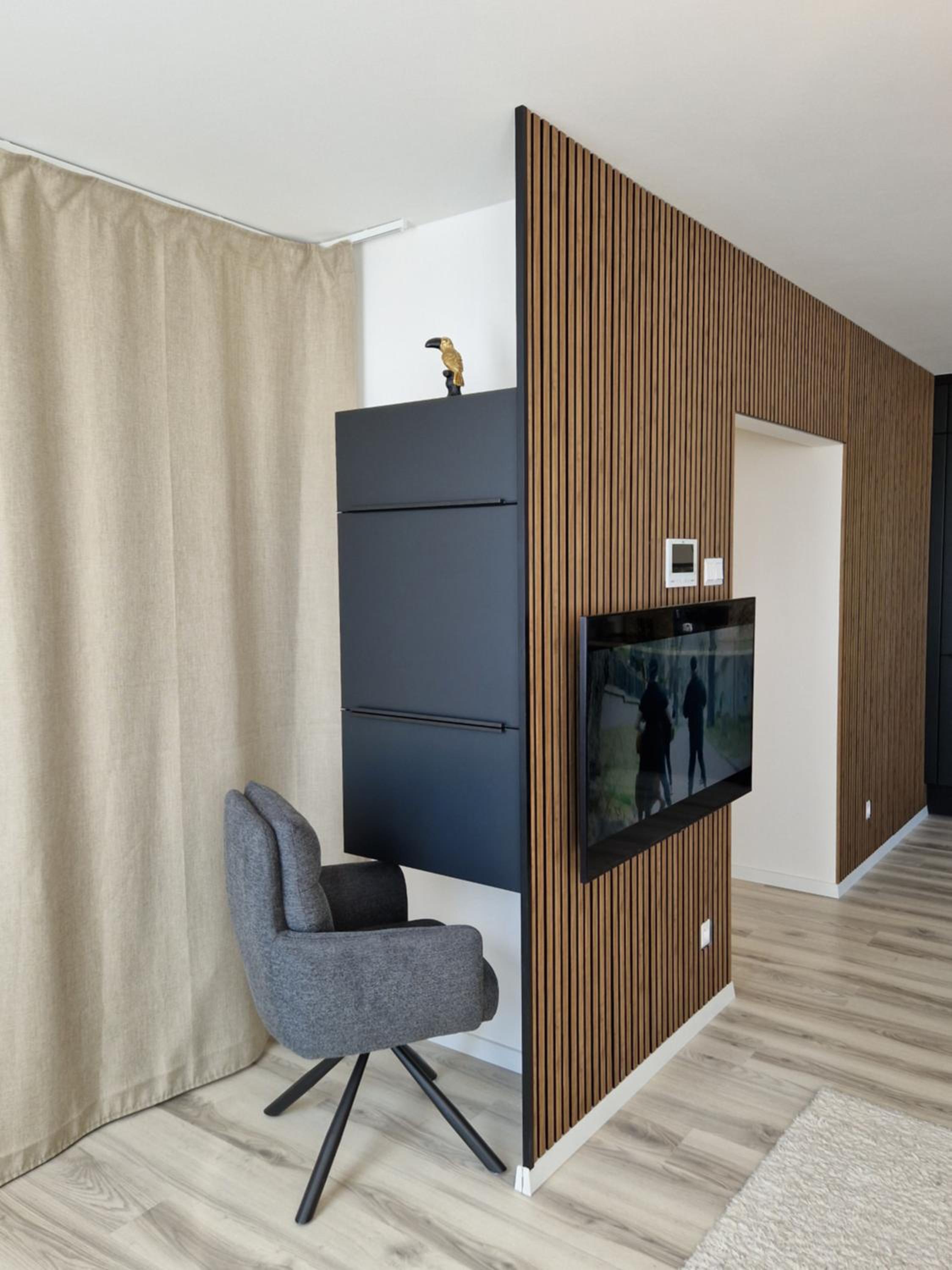7thHeaven centre suite FREE PARKING in the building