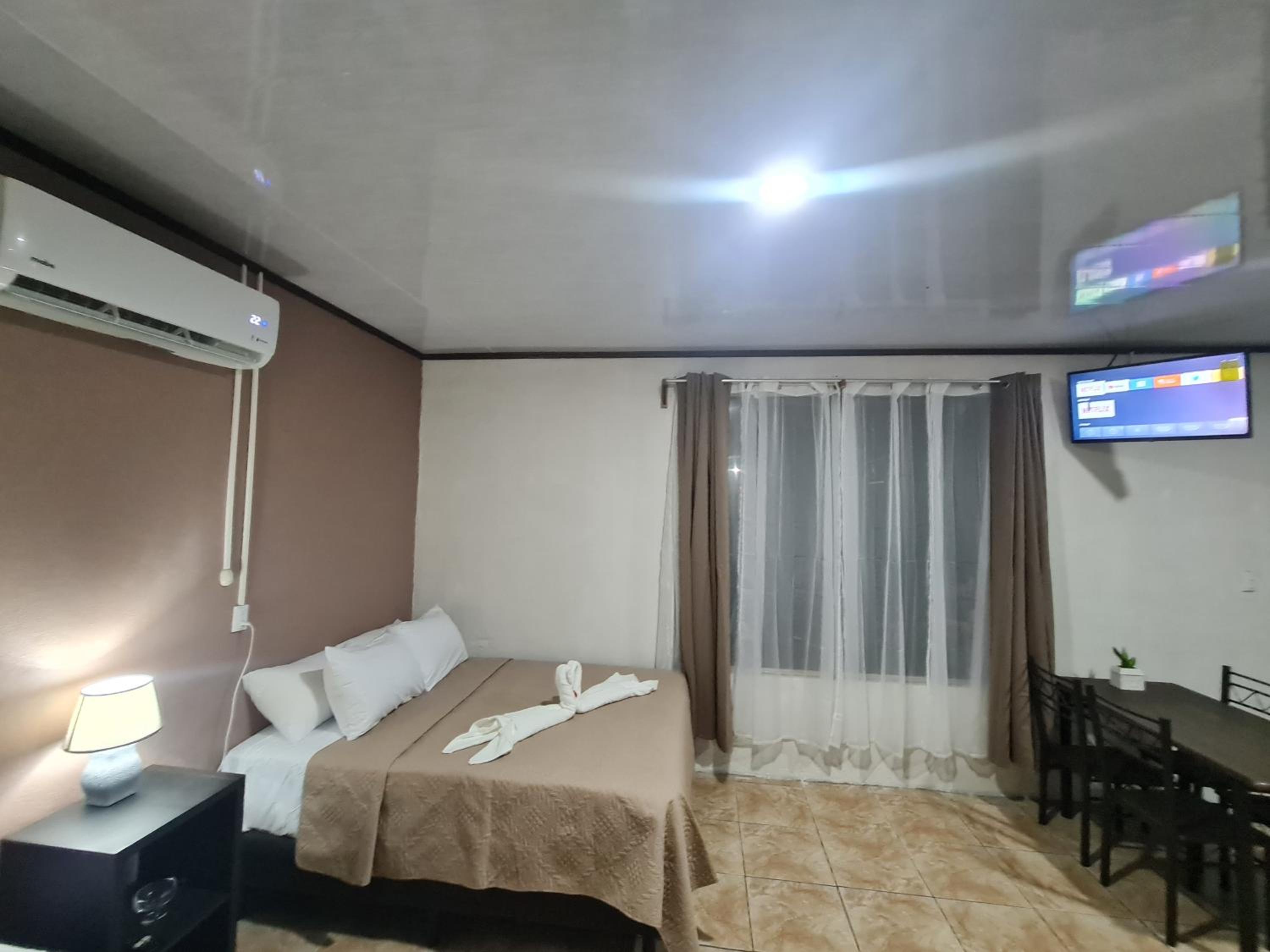 Cabinas Guayabón #5, AC, La Fortuna San Carlos
