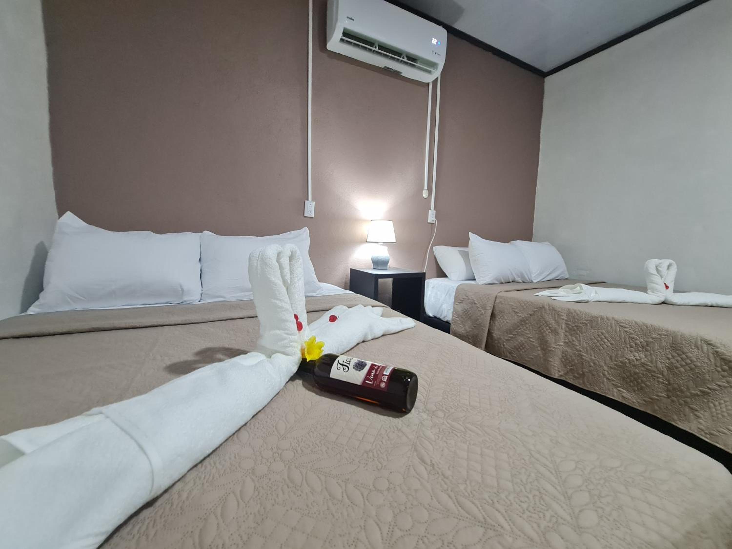 Cabinas Guayabón #5, AC, La Fortuna San Carlos