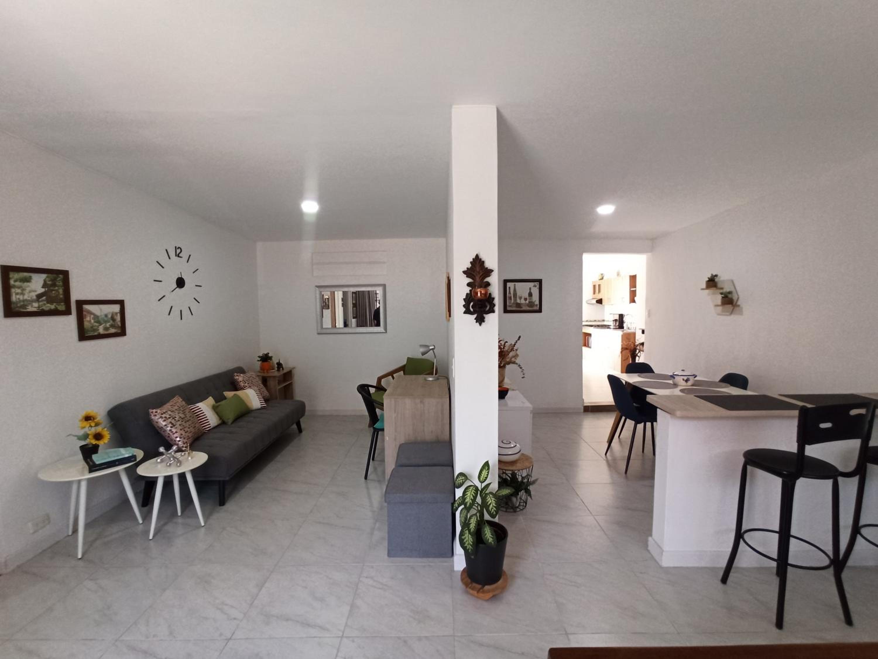 Casa Laureles - San Joaquín