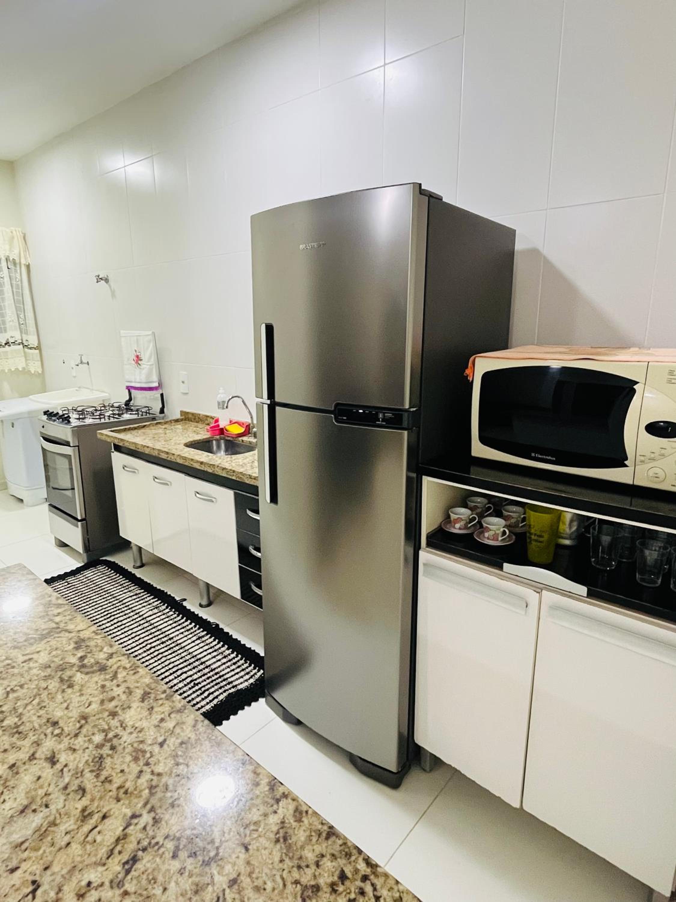 Apartamento com churrasqueira praia Maranduba Ubatuba