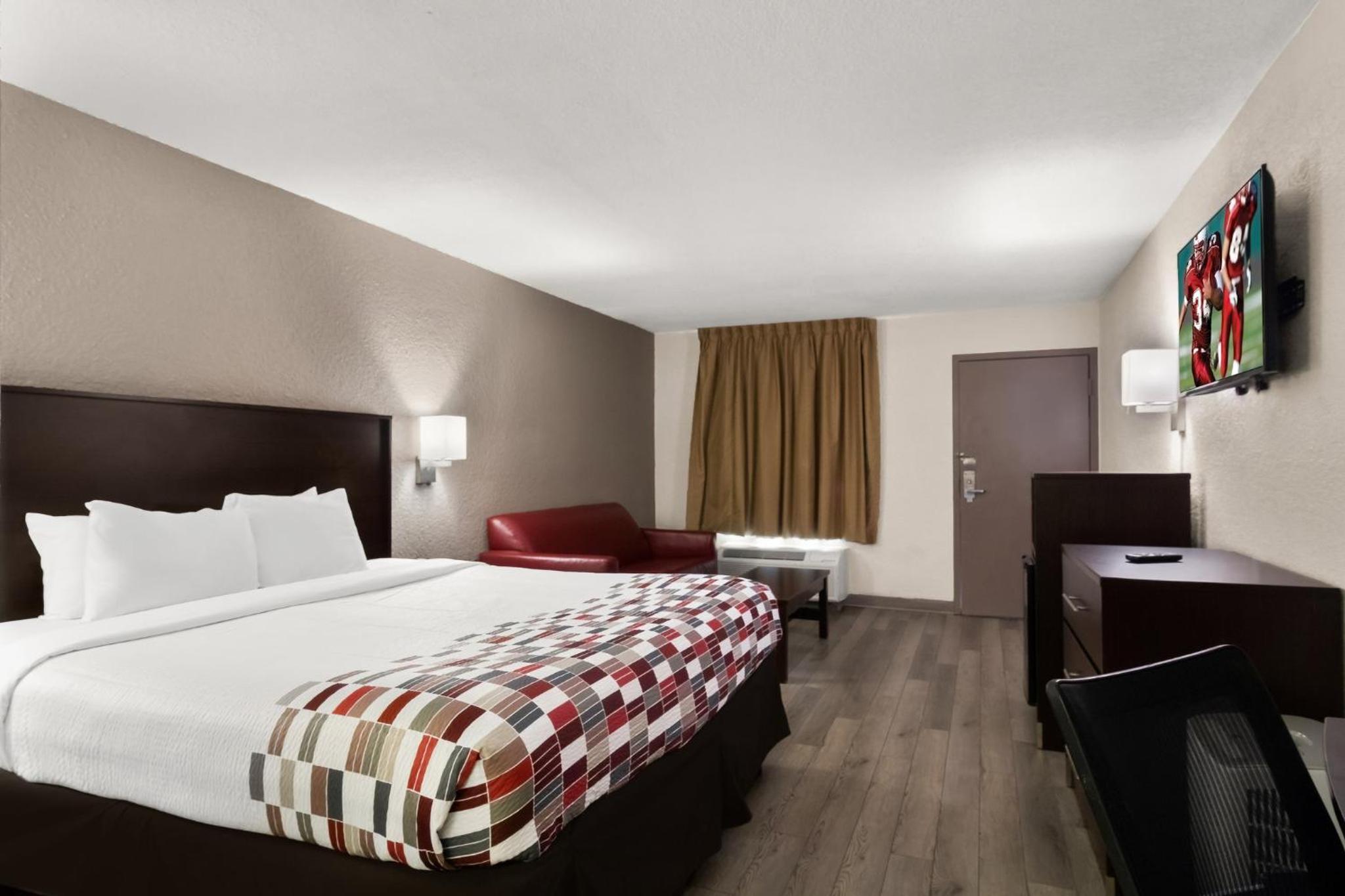 Red Roof Inn Kingsland view 3