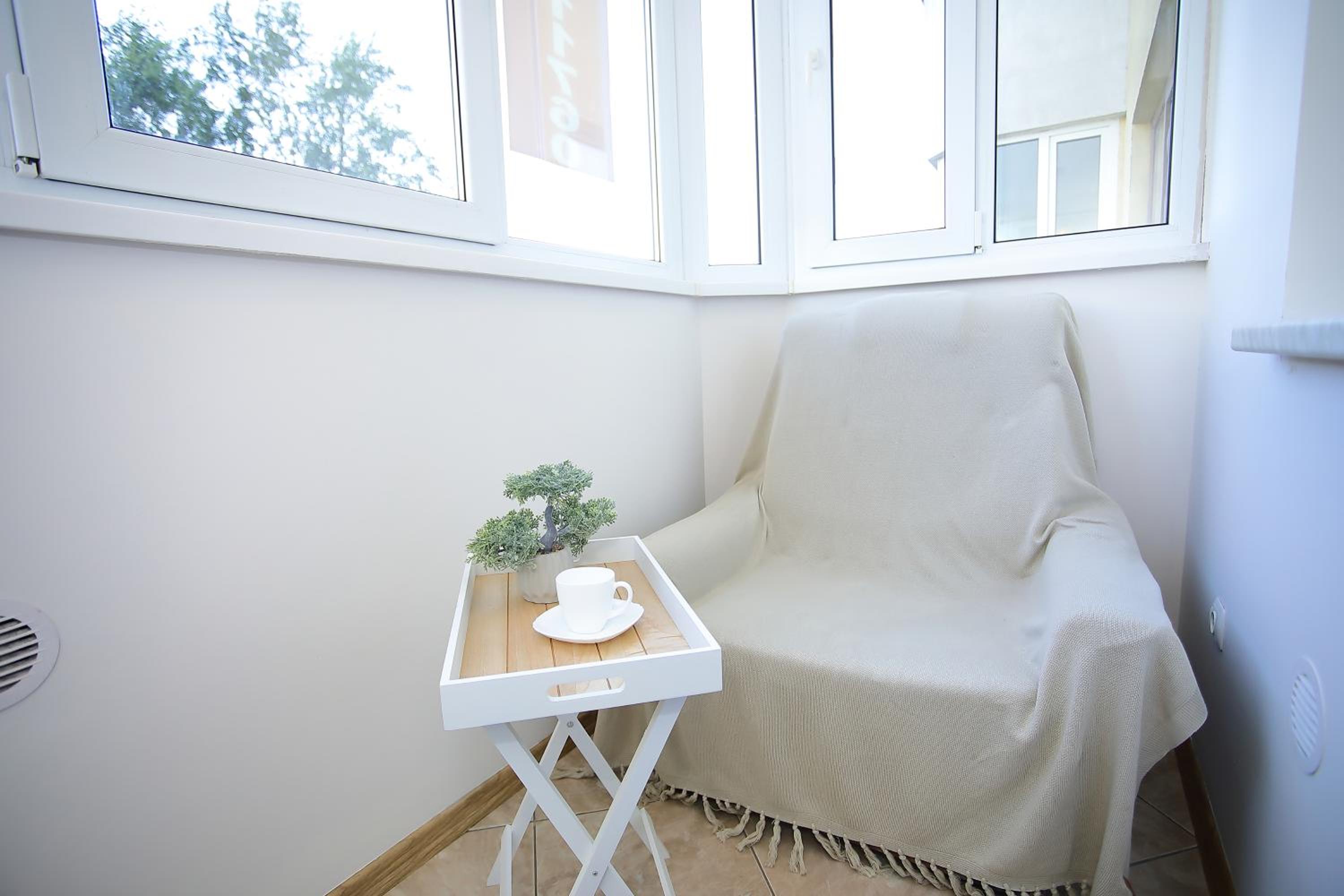 Feel Like Home view 5