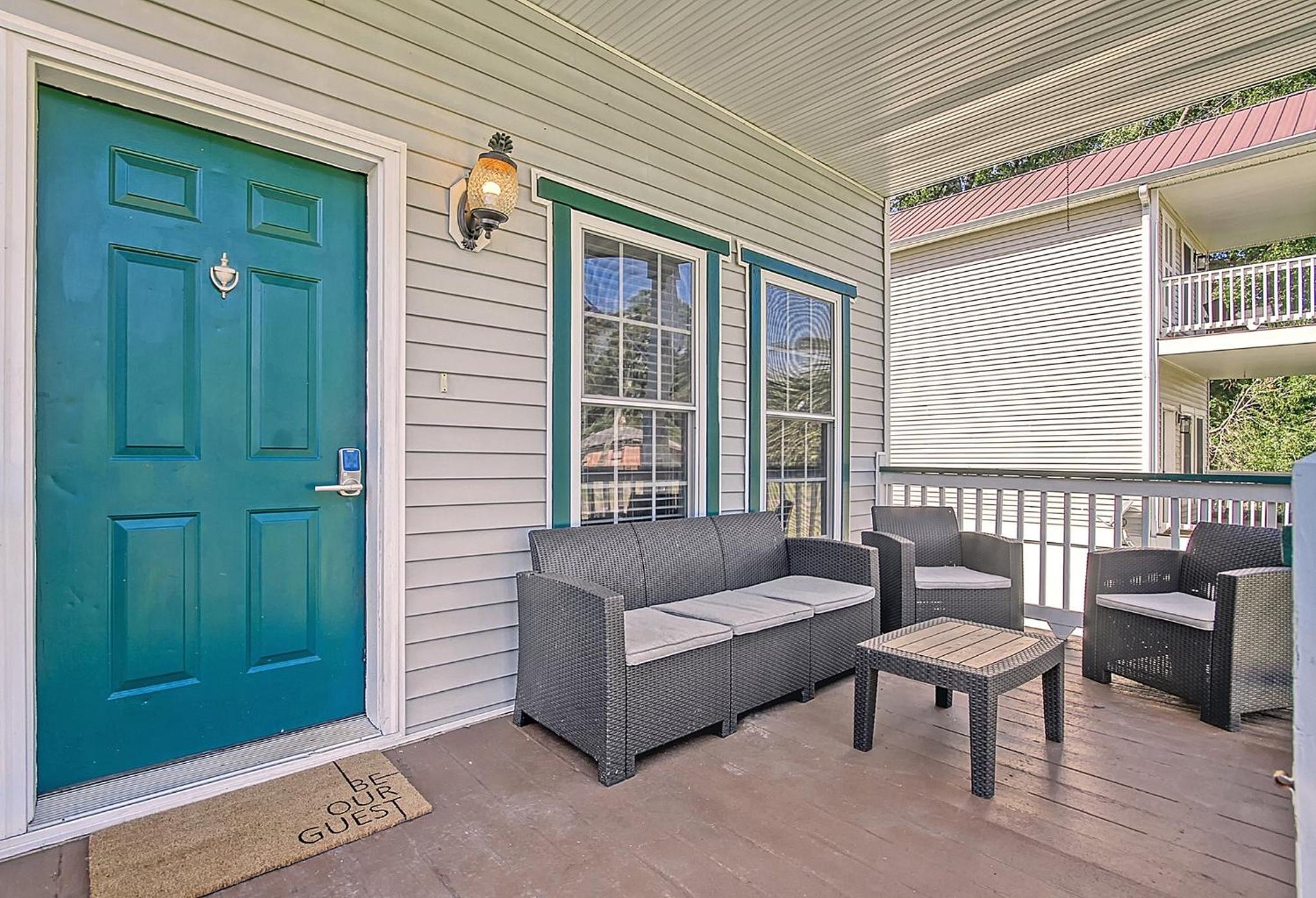 Cam's Retreat on Apple Street view 2