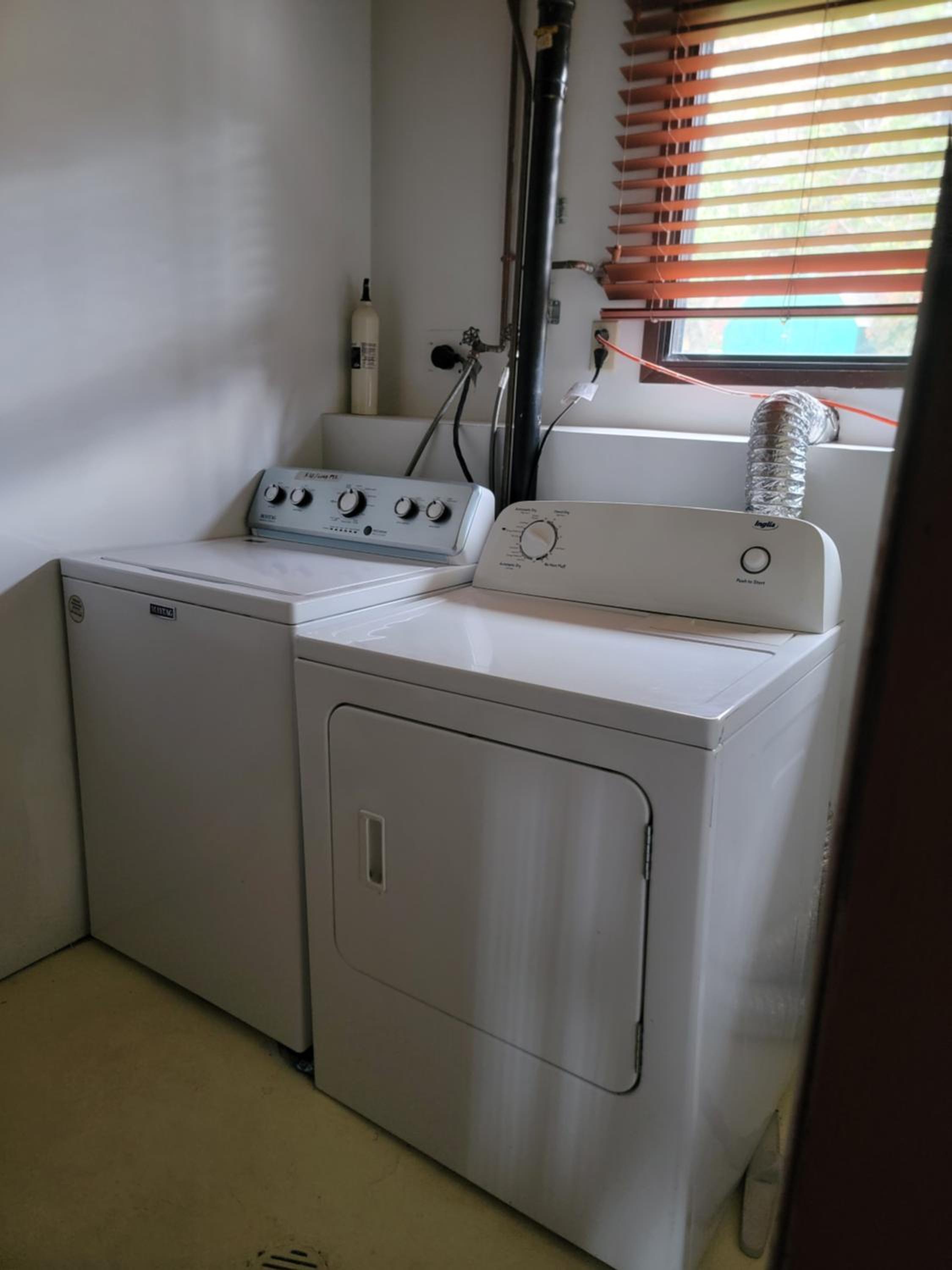 Kamloops Vacations - Charming - 2 bedrooms basemnt, 1 full bath  rec room - Property Image 11